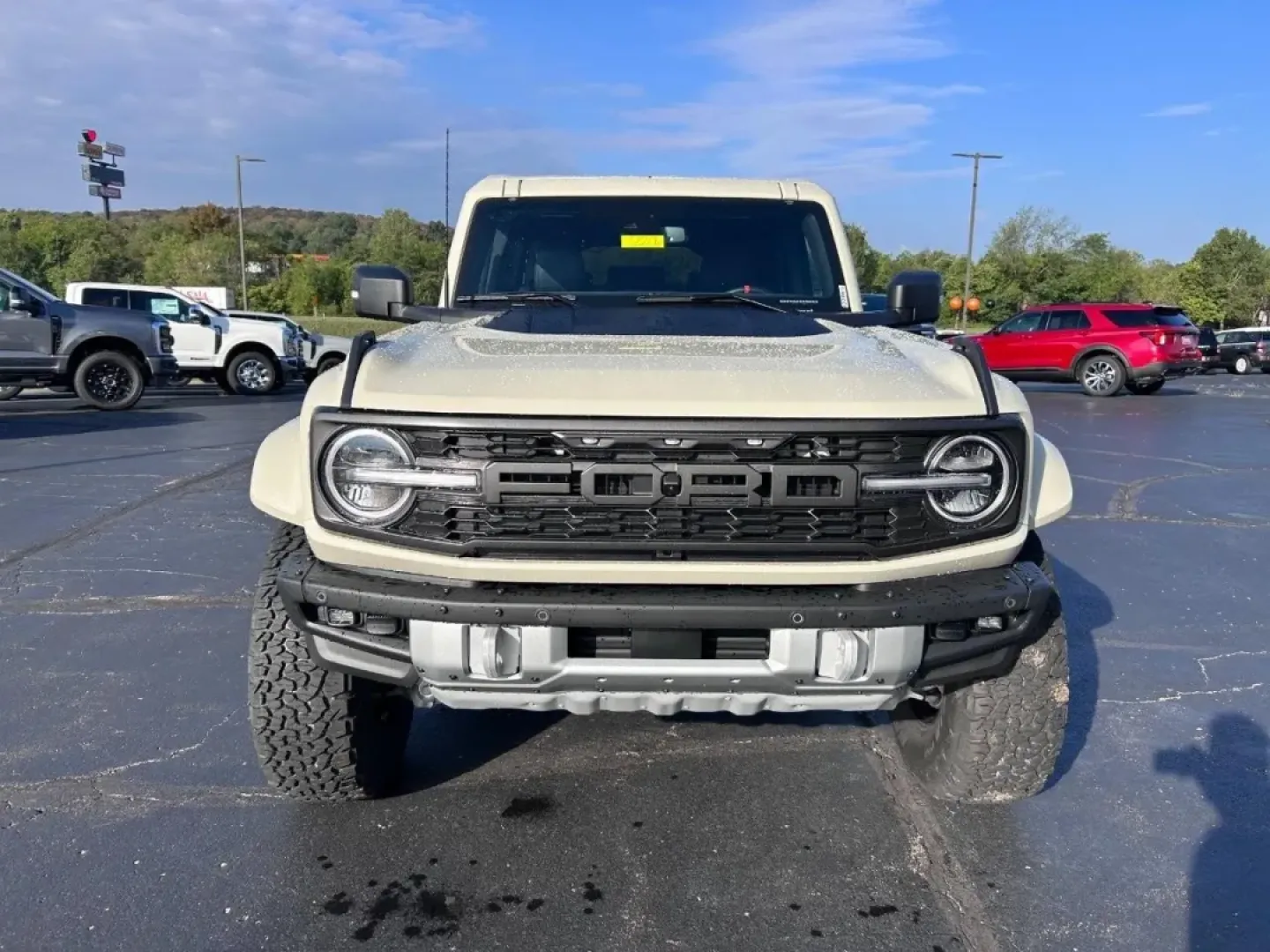 2025 /Black Onyx Leather Ford Bronco Raptor (1FMEE0RR0SL) with an 3.0L EcoBoost V6 engine, Automatic transmission, located at 141 Commercial Dr, Fredericktown, MO, 63645, (573) 783-6432, 37.570087, -90.320648 - Are you in search of the ultimate adventure vehicle that can handle anything from weekend getaways to daily commutes? Look no further! Introducing the stunning 2025 Ford Bronco Raptor, a powerful SUV designed for those who crave both performance and style. This quality used vehicle is perfect for ou - Photo#6