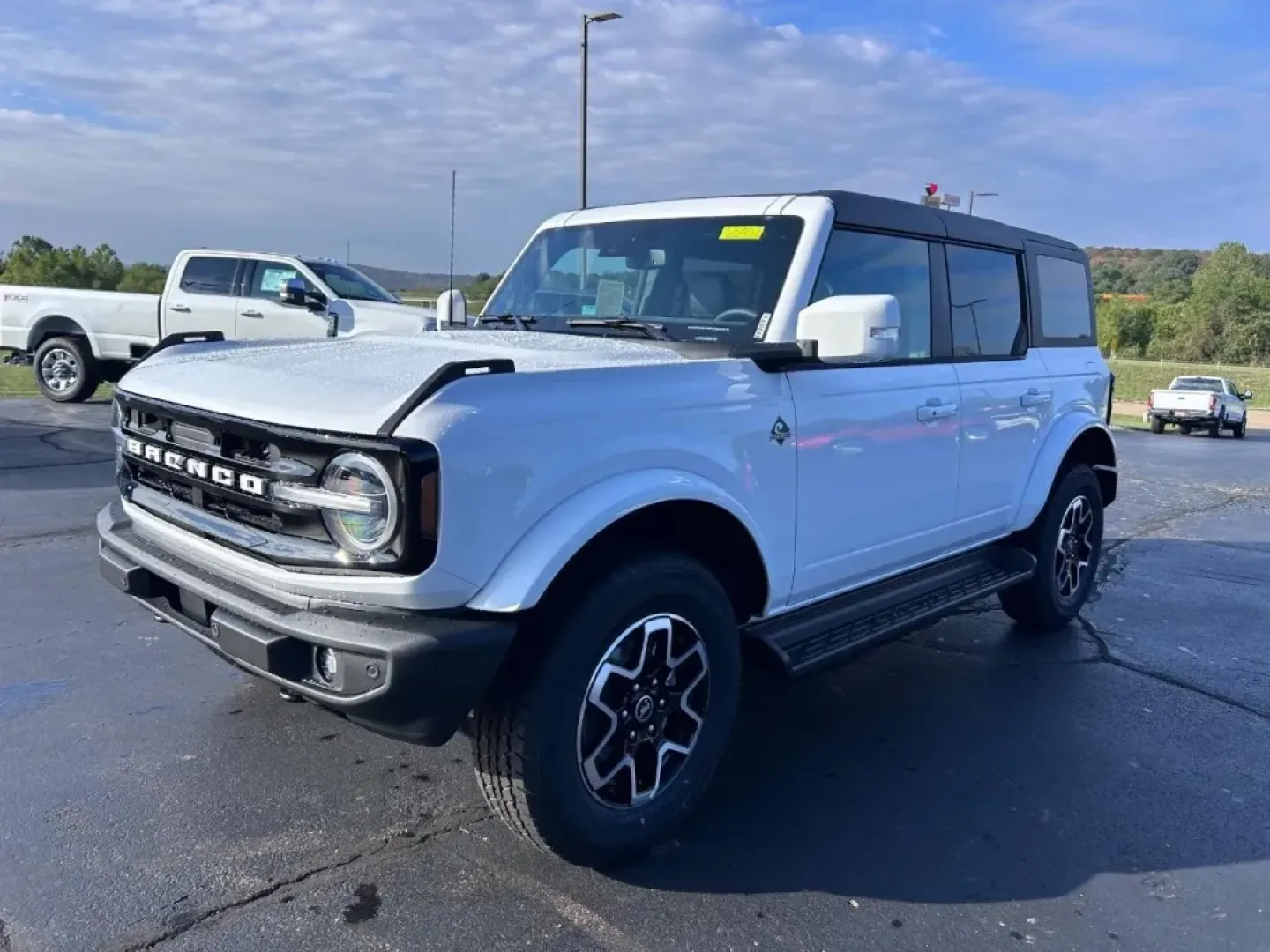 2025 /Smoked Truffle w/Black Leather Ford Bronco Outer Banks (1FMEE8BP4SL) with an 2.7L V6 engine, Automatic transmission, located at 141 Commercial Dr, Fredericktown, MO, 63645, (573) 783-6432, 37.570087, -90.320648 - Are you ready to elevate your adventures and make unforgettable memories on the road? The 2025 Ford Bronco Outer Banks is not just a vehicle; it's a lifestyle choice for those who crave excitement, freedom, and the great outdoors. With its rugged charm and advanced capabilities, this SUV is perfect - Photo#3