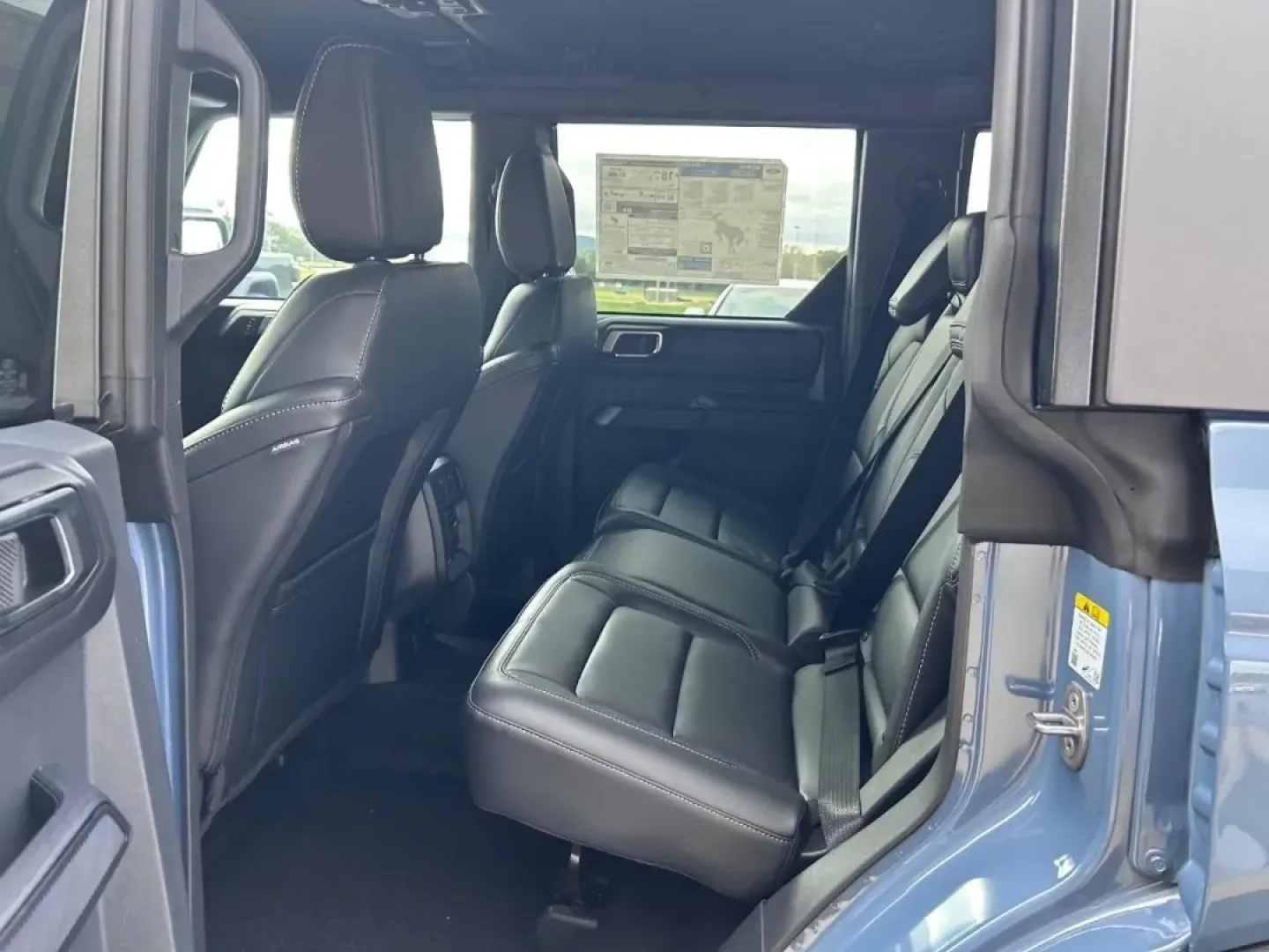 2025 /Black Onyx Leather Ford Bronco Outer Banks (1FMEE8BP4SL) with an 2.7L V6 engine, Automatic transmission, located at 141 Commercial Dr, Fredericktown, MO, 63645, (573) 783-6432, 37.570087, -90.320648 - **Adventure Awaits with the 2025 Ford Bronco Outer Banks Your Perfect Companion for Weekend Getaways!**<br /> <br /> Are you ready to elevate your lifestyle with a ride that embodies freedom, adventure, and style? Look no further than the 2025 Ford Bronco Outer Banks, available now at Pettus Ford F - Photo#8