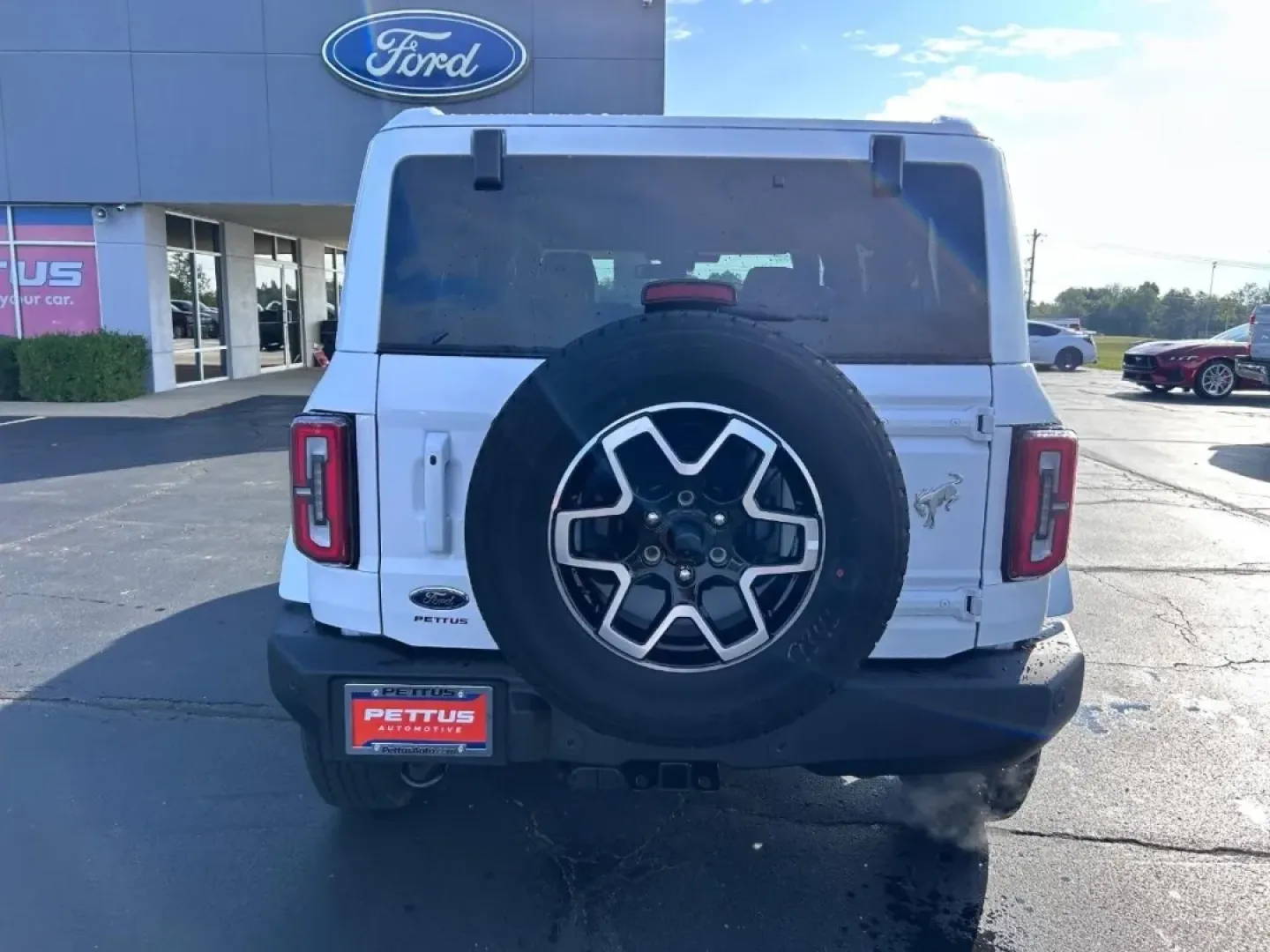 2025 /Smoked Truffle w/Black Leather Ford Bronco Outer Banks (1FMEE8BP8SL) with an 2.7L V6 engine, Automatic transmission, located at 141 Commercial Dr, Fredericktown, MO, 63645, (573) 783-6432, 37.570087, -90.320648 - Are you ready to elevate your weekend adventures and make unforgettable memories with friends and family? Look no further than this stunning 2025 Ford Bronco Outer Banks, now available at Pettus Ford Fredericktown, your trusted OEM dealership located at 141 Commercial Drive in beautiful Fredericktow - Photo#3