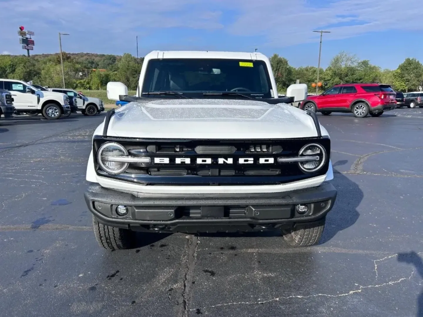 2025 /Smoked Truffle w/Black Leather Ford Bronco Outer Banks (1FMEE8BP8SL) with an 2.7L V6 engine, Automatic transmission, located at 141 Commercial Dr, Fredericktown, MO, 63645, (573) 783-6432, 37.570087, -90.320648 - Are you ready to elevate your weekend adventures and make unforgettable memories with friends and family? Look no further than this stunning 2025 Ford Bronco Outer Banks, now available at Pettus Ford Fredericktown, your trusted OEM dealership located at 141 Commercial Drive in beautiful Fredericktow - Photo#7