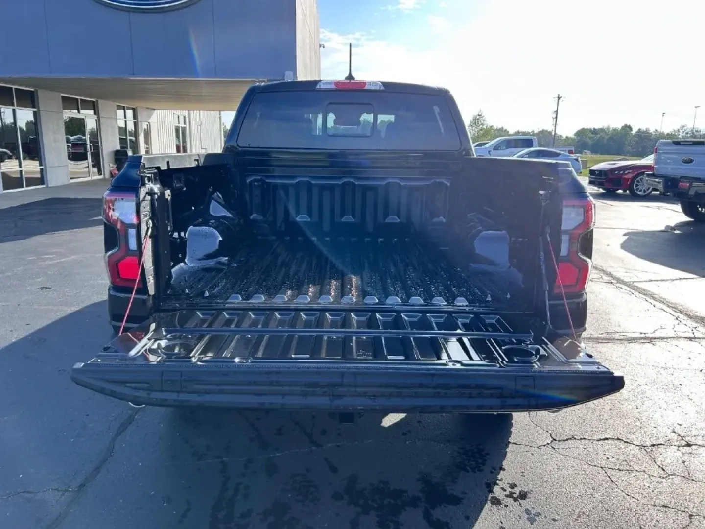 2025 /Ebony Leather Ford Ranger Raptor (1FTER4LR1SL) with an 3.0L EcoBoost V6 engine, Automatic transmission, located at 141 Commercial Dr, Fredericktown, MO, 63645, (573) 783-6432, 37.570087, -90.320648 - Are you ready to elevate your adventures and tackle your daily commute with style and power? Look no further than this stunning 2025 Ford Ranger Raptor, available now at Pettus Ford Fredericktown, your trusted OEM dealership in Fredericktown, MO. Whether you're navigating the urban jungle or heading - Photo#4