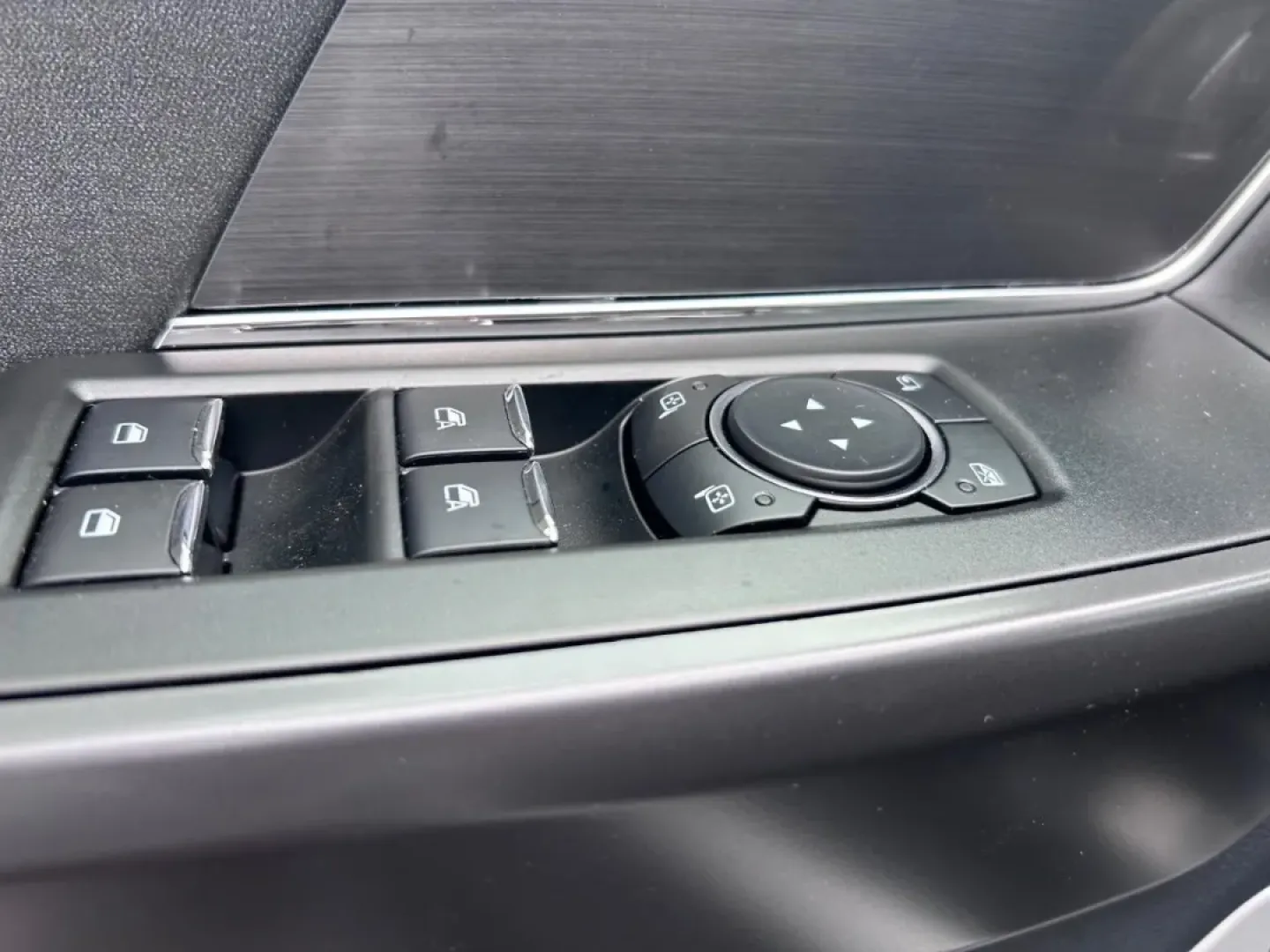 2025 /Black/Medium Dark Slate Leather Ford F-150 LARIAT (1FTFW5L85SF) with an 3.5L V6 engine, located at 141 Commercial Dr, Fredericktown, MO, 63645, (573) 783-6432, 37.570087, -90.320648 - **Experience the Perfect Blend of Power and Comfort with the 2025 Ford F-150 LARIAT at Pettus Ford Fredericktown!**<br /> <br /> Are you ready to elevate your lifestyle with a truck that effortlessly combines performance, comfort, and style? The 2025 Ford F-150 LARIAT, available at Pettus Ford Frede - Photo#18