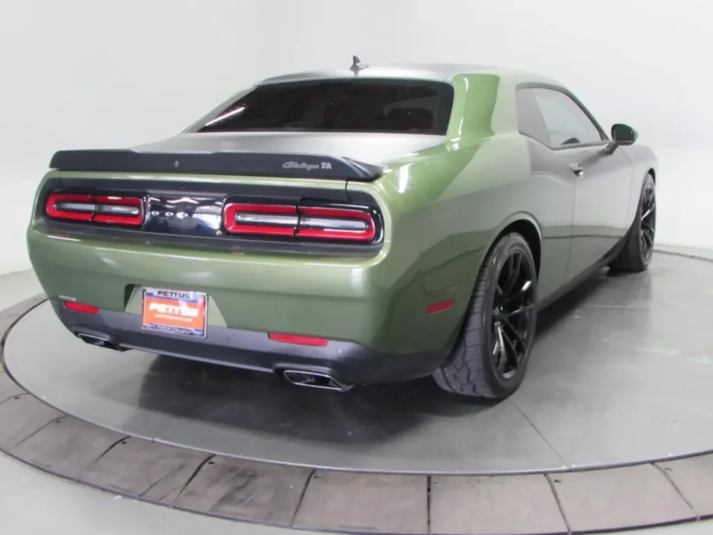 2022 /Black Dodge Challenger R/T (2C3CDZBTXNH) with an Other engine, located at 12830 Highway 21, De Soto, MO, 63020, (636) 337-7777, 38.153099, -90.573624 - **Unleash Your Inner Speed Demon with This 2022 Dodge Challenger R/T - Perfect for Weekend Adventures!**<br /> <br /> Are you ready to elevate your driving experience? The 2022 Dodge Challenger R/T is more than just a vehicle; it's a lifestyle choice for those who crave power, style, and the thrill - Photo#6