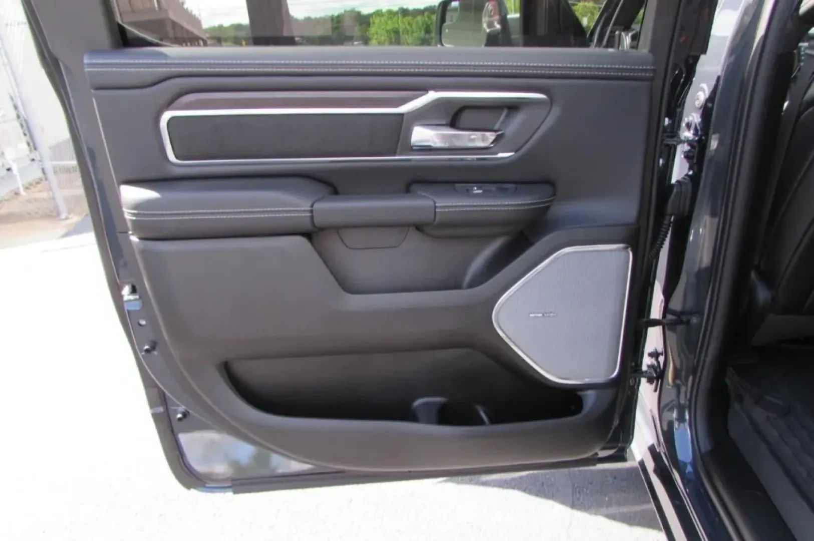 2026 /Black Ram 1500 Laramie (1C6SRFJP8TN) with an Other engine, Automatic transmission, located at 12830 Highway 21, De Soto, MO, 63020, (636) 337-7777, 38.153099, -90.573624 - **Get Ready for Adventure: Drive the 2026 Ram 1500 Laramie from Pettus CDJR DeSoto!**<br /> <br /> Imagine cruising down the scenic roads of De Soto, MO, in the striking 2026 Ram 1500 Laramie, a truck that blends rugged capability with refined comfort. Whether you're planning weekend adventures, tac - Photo#34