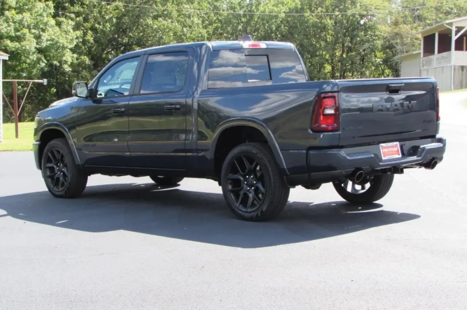 2026 /Black Ram 1500 Laramie (1C6SRFJP8TN) with an Other engine, Automatic transmission, located at 12830 Highway 21, De Soto, MO, 63020, (636) 337-7777, 38.153099, -90.573624 - **Get Ready for Adventure: Drive the 2026 Ram 1500 Laramie from Pettus CDJR DeSoto!**<br /> <br /> Imagine cruising down the scenic roads of De Soto, MO, in the striking 2026 Ram 1500 Laramie, a truck that blends rugged capability with refined comfort. Whether you're planning weekend adventures, tac - Photo#8