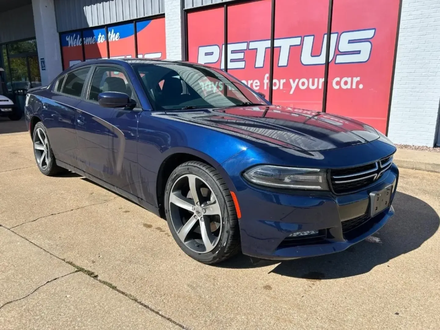 2017 /Black Cloth Dodge Charger SXT (2C3CDXHG0HH) with an 3.6L V6 24V VVT engine, located at 970 Woodlawn Dr., Farmington, MO, 63640, (573) 431-7800, 37.825642, -90.468674 - **Unleash Your Inner Road Warrior with the 2017 Dodge Charger SXT!**<br /> <br /> Are you ready to elevate your daily commute or weekend adventures? The 2017 Dodge Charger SXT is not just a car; it's an experience, ideal for those who crave a perfect blend of performance and comfort. Whether you're - Photo#4