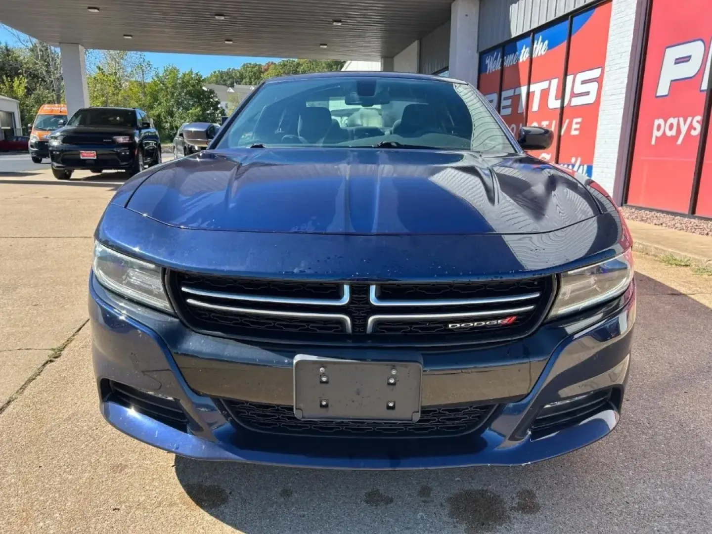 2017 /Black Cloth Dodge Charger SXT (2C3CDXHG0HH) with an 3.6L V6 24V VVT engine, located at 970 Woodlawn Dr., Farmington, MO, 63640, (573) 431-7800, 37.825642, -90.468674 - **Unleash Your Inner Road Warrior with the 2017 Dodge Charger SXT!**<br /> <br /> Are you ready to elevate your daily commute or weekend adventures? The 2017 Dodge Charger SXT is not just a car; it's an experience, ideal for those who crave a perfect blend of performance and comfort. Whether you're - Photo#5