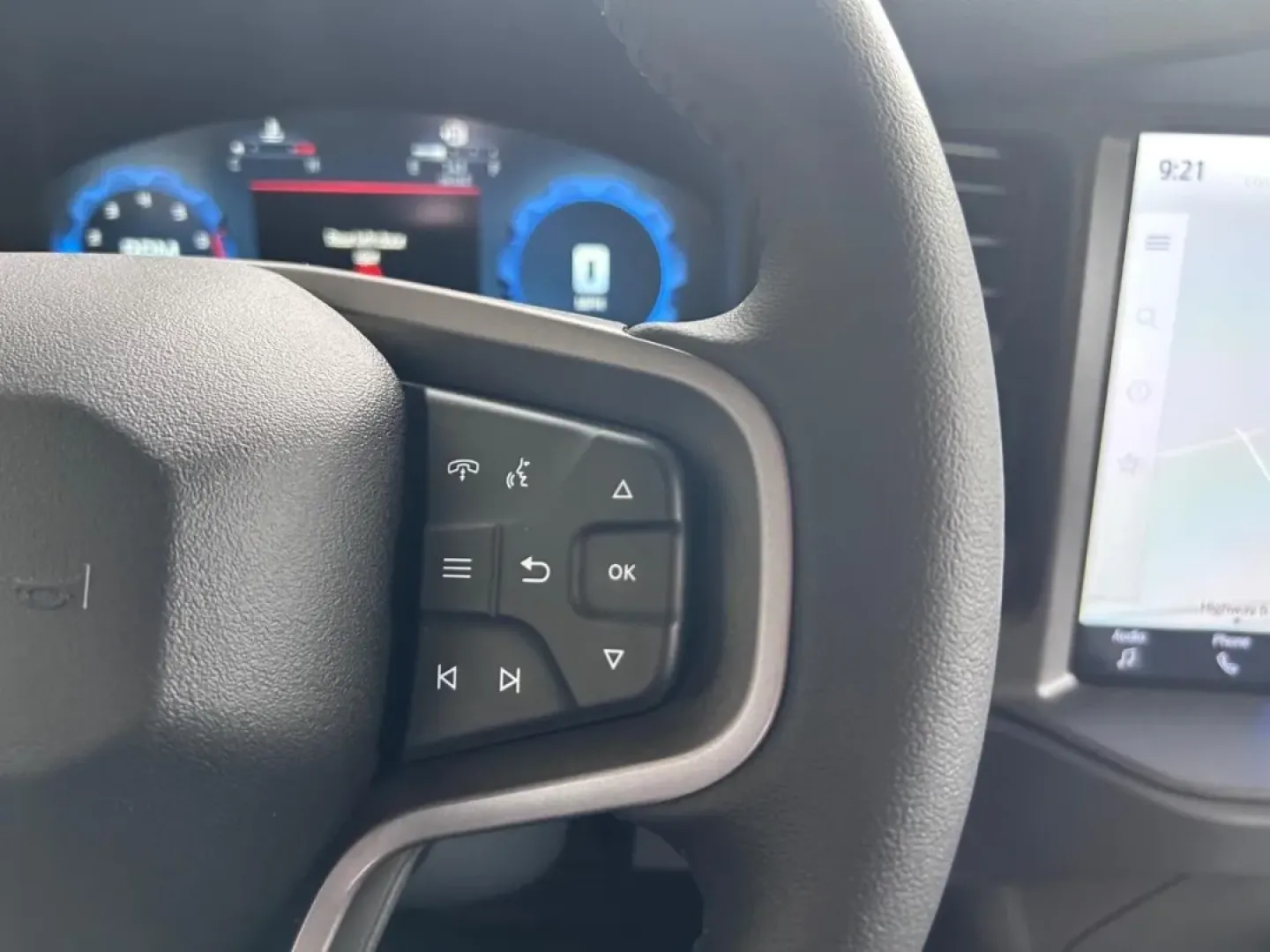 2025 /Dark Gray w/Black Onyx Cloth Ford Bronco Big Bend (1FMDE7BH1SL) with an 2.3L EcoBoost I-4 engine, located at 141 Commercial Dr, Fredericktown, MO, 63645, (573) 783-6432, 37.570087, -90.320648 - **Unleash Your Adventurous Spirit with the 2025 Ford Bronco Big Bend at Pettus Ford Fredericktown!**<br /> <br /> Are you ready to elevate your weekends and embark on thrilling adventures? Look no further than the stunning 2025 Ford Bronco Big Bend, available now at Pettus Ford Fredericktown, your t - Photo#12