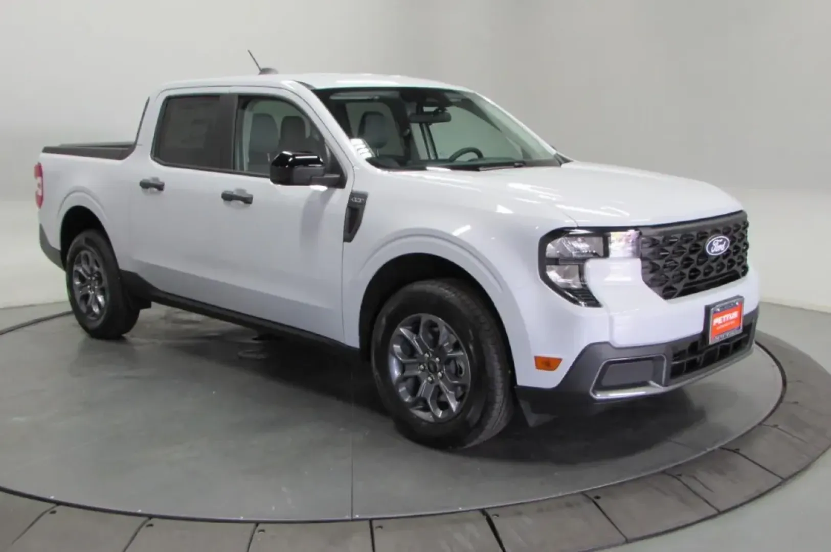 2025 /Navy Pier/Aspen Gray Ford Maverick XLT (3FTTW8H35SR) with an 2.5L Hybrid engine, Automatic transmission, located at 12836 Highway 21, De Soto, MO, 63020, (636) 337-7777, 38.151867, -90.575615 - **Unleash the Adventure: Explore the 2025 Ford Maverick XLT at Pettus Ford De Soto!**<br /> <br /> Are you ready to elevate your daily commute or embark on thrilling weekend adventures? Look no further than the stunning 2025 Ford Maverick XLT, now available at Pettus Ford De Soto! This compact truck - Photo#0
