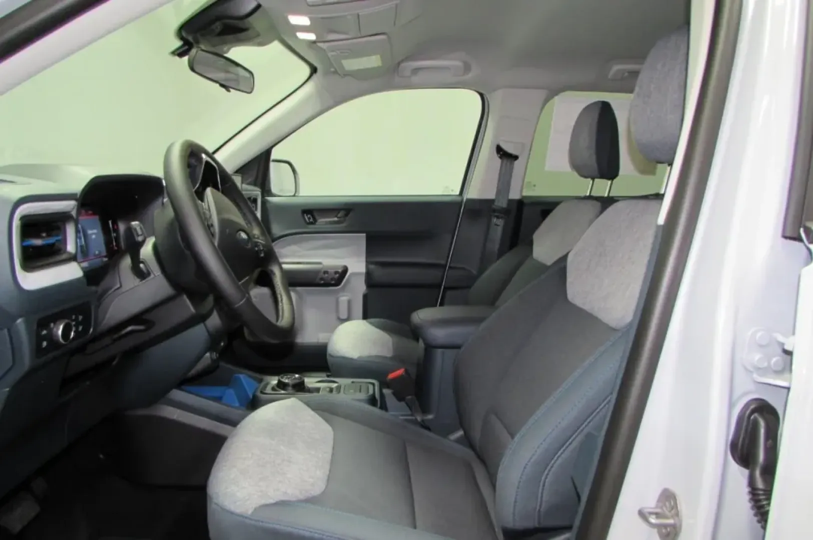 2025 /Navy Pier/Aspen Gray Ford Maverick XLT (3FTTW8H35SR) with an 2.5L Hybrid engine, Automatic transmission, located at 12836 Highway 21, De Soto, MO, 63020, (636) 337-7777, 38.151867, -90.575615 - **Unleash the Adventure: Explore the 2025 Ford Maverick XLT at Pettus Ford De Soto!**<br /> <br /> Are you ready to elevate your daily commute or embark on thrilling weekend adventures? Look no further than the stunning 2025 Ford Maverick XLT, now available at Pettus Ford De Soto! This compact truck - Photo#15