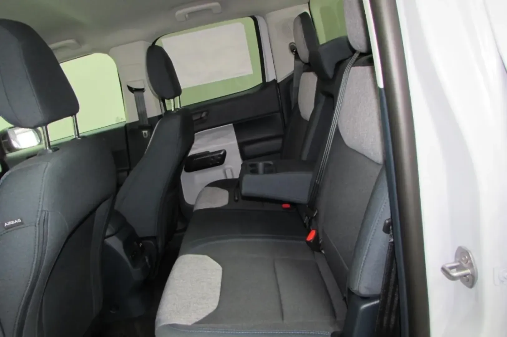 2025 /Navy Pier/Aspen Gray Ford Maverick XLT (3FTTW8H35SR) with an 2.5L Hybrid engine, Automatic transmission, located at 12836 Highway 21, De Soto, MO, 63020, (636) 337-7777, 38.151867, -90.575615 - **Unleash the Adventure: Explore the 2025 Ford Maverick XLT at Pettus Ford De Soto!**<br /> <br /> Are you ready to elevate your daily commute or embark on thrilling weekend adventures? Look no further than the stunning 2025 Ford Maverick XLT, now available at Pettus Ford De Soto! This compact truck - Photo#26