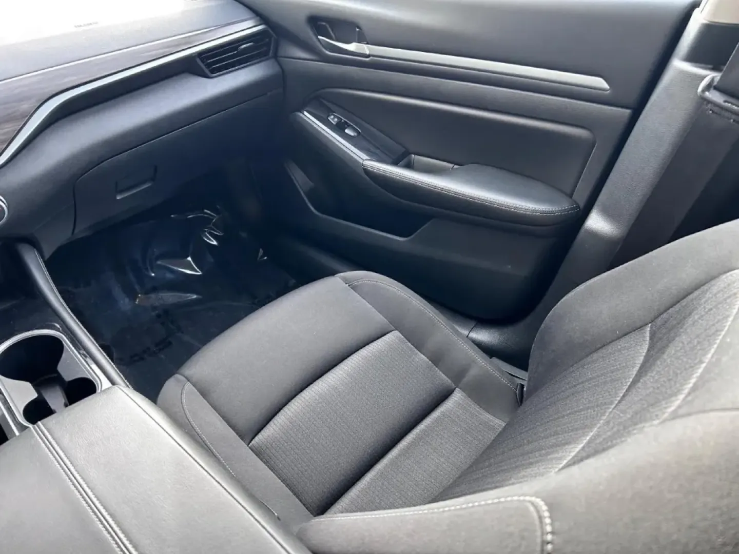 2023 Nissan Altima 2.5 SV (1N4BL4DV0PN) with an 2.5L DOHC 16-Valve 4-Cylinder engine, located at 141 Commercial Dr, Fredericktown, MO, 63645, (573) 783-6432, 37.570087, -90.320648 - **Discover Your Next Adventure with the 2023 Nissan Altima! Perfect for Commuters and Families Alike!**<br /> <br /> Are you in search of a vehicle that seamlessly blends style, efficiency, and practicality? Look no further than this stunning 2023 Nissan Altima, now available at Pettus Ford Frederic - Photo#16