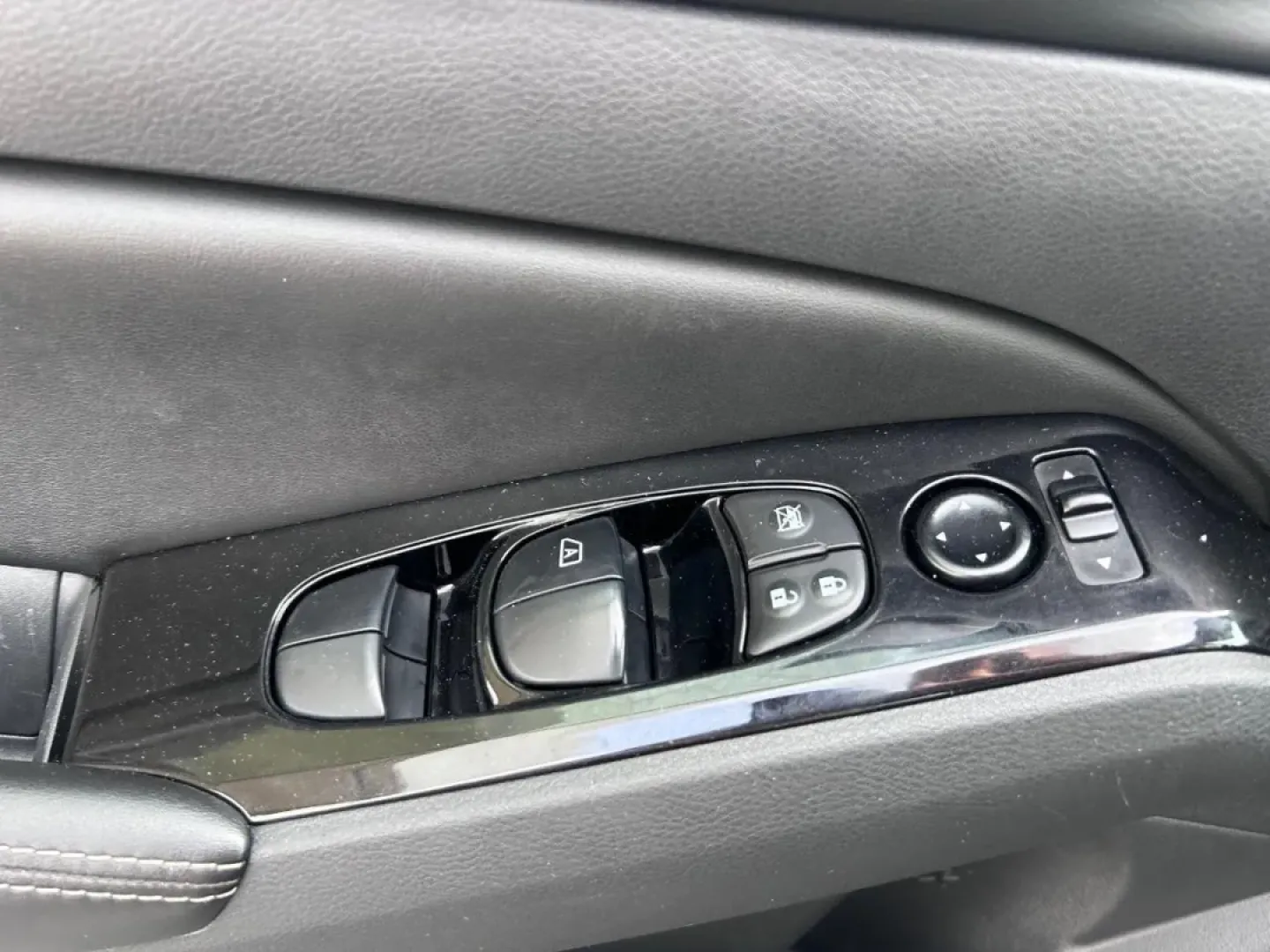 2023 Nissan Altima 2.5 SV (1N4BL4DV0PN) with an 2.5L DOHC 16-Valve 4-Cylinder engine, located at 141 Commercial Dr, Fredericktown, MO, 63645, (573) 783-6432, 37.570087, -90.320648 - **Discover Your Next Adventure with the 2023 Nissan Altima! Perfect for Commuters and Families Alike!**<br /> <br /> Are you in search of a vehicle that seamlessly blends style, efficiency, and practicality? Look no further than this stunning 2023 Nissan Altima, now available at Pettus Ford Frederic - Photo#17