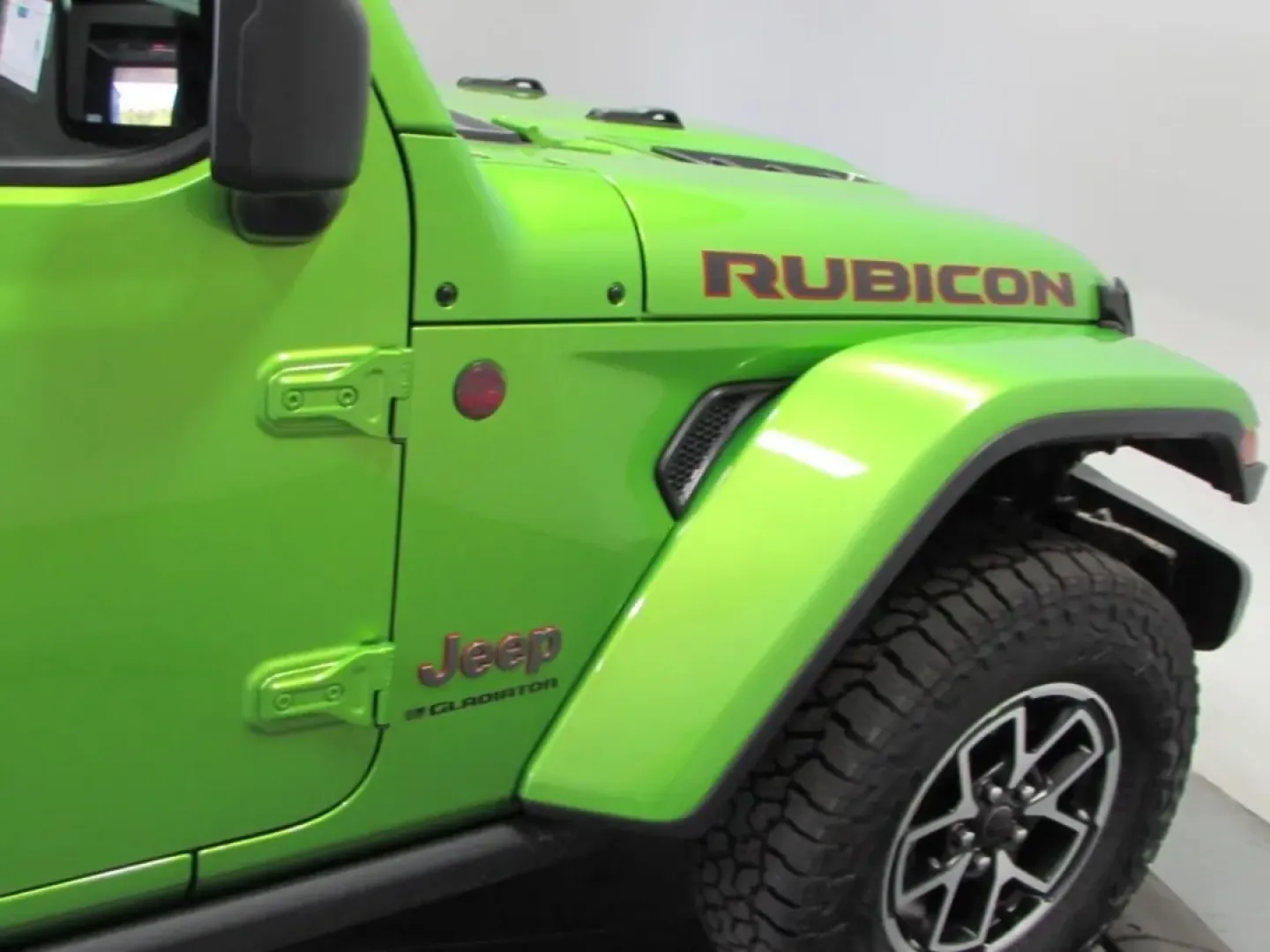 2025 /Black Jeep Gladiator Rubicon (1C6RJTBG7SL) with an Other engine, Automatic transmission, located at 12830 Highway 21, De Soto, MO, 63020, (636) 337-7777, 38.153099, -90.573624 - ### Experience the Adventure with the 2025 Jeep Gladiator Rubicon!<br /> <br /> Are you ready to elevate your outdoor adventures or tackle your daily commute with unparalleled style? The 2025 Jeep Gladiator Rubicon, available now at Pettus CDJR DeSoto, is your ticket to excitement both on and off th - Photo#9