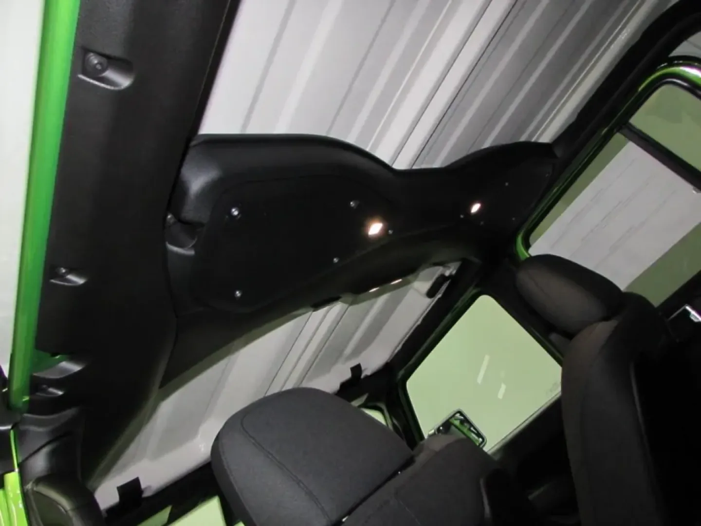 2025 /Black Jeep Gladiator Rubicon (1C6RJTBG7SL) with an Other engine, Automatic transmission, located at 12830 Highway 21, De Soto, MO, 63020, (636) 337-7777, 38.153099, -90.573624 - ### Experience the Adventure with the 2025 Jeep Gladiator Rubicon!<br /> <br /> Are you ready to elevate your outdoor adventures or tackle your daily commute with unparalleled style? The 2025 Jeep Gladiator Rubicon, available now at Pettus CDJR DeSoto, is your ticket to excitement both on and off th - Photo#27