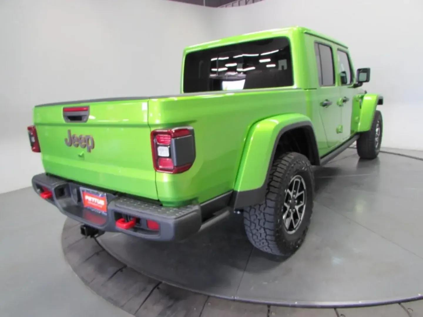 2025 /Black Jeep Gladiator Rubicon (1C6RJTBG7SL) with an Other engine, Automatic transmission, located at 12830 Highway 21, De Soto, MO, 63020, (636) 337-7777, 38.153099, -90.573624 - ### Experience the Adventure with the 2025 Jeep Gladiator Rubicon!<br /> <br /> Are you ready to elevate your outdoor adventures or tackle your daily commute with unparalleled style? The 2025 Jeep Gladiator Rubicon, available now at Pettus CDJR DeSoto, is your ticket to excitement both on and off th - Photo#6