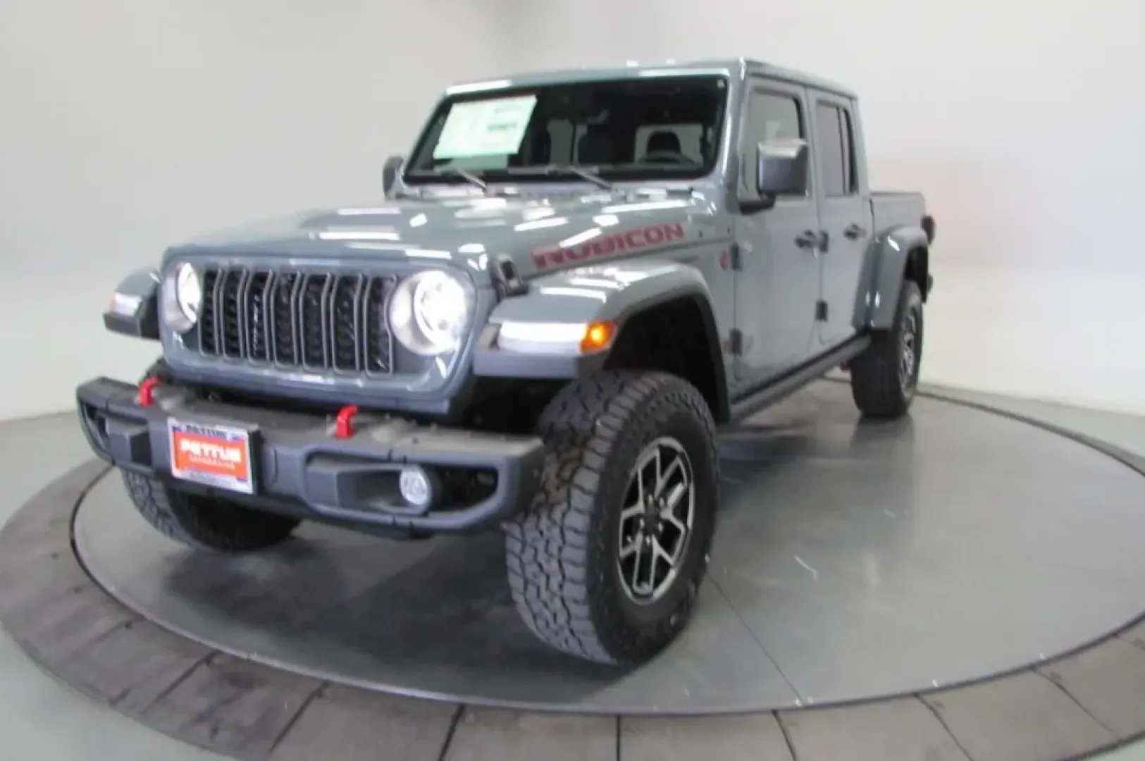 2025 /Black Jeep Gladiator Rubicon (1C6RJTBGXSL) with an Other engine, Automatic transmission, located at 12830 Highway 21, De Soto, MO, 63020, (636) 337-7777, 38.153099, -90.573624 - **Unleash Your Adventurous Spirit with the 2025 Jeep Gladiator Rubicon at Pettus CDJR DeSoto!**<br /> <br /> Are you ready to elevate your outdoor adventures and weekend getaways? The 2025 Jeep Gladiator Rubicon is more than just a truck; it's a lifestyle choice, perfect for those who crave thrillin - Photo#3