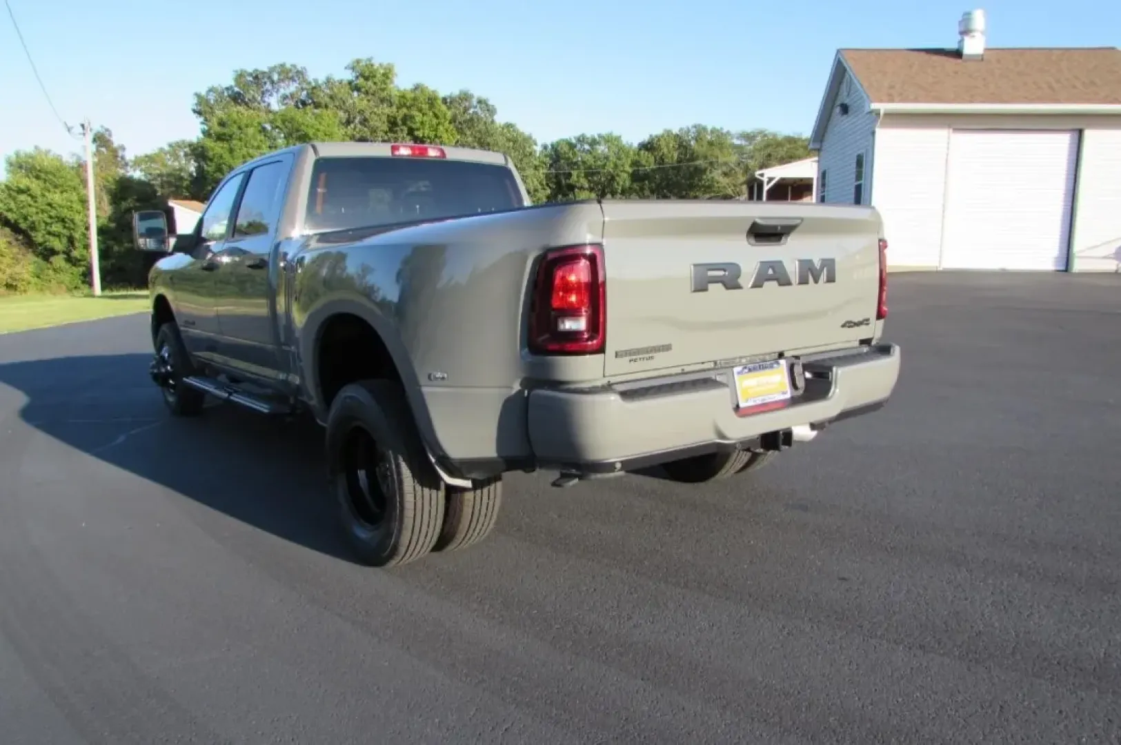 2026 /Black Ram 3500 Big Horn (3C63RRHL3TG) with an Other engine, located at 12830 Highway 21, De Soto, MO, 63020, (636) 337-7777, 38.153099, -90.573624 - Are you ready to take your adventures to the next level? Whether you're hauling gear for a weekend getaway, towing your camper for a family vacation, or simply navigating the everyday hustle, the 2026 Ram 3500 Big Horn is the ultimate companion for those who demand strength and reliability. With its - Photo#5