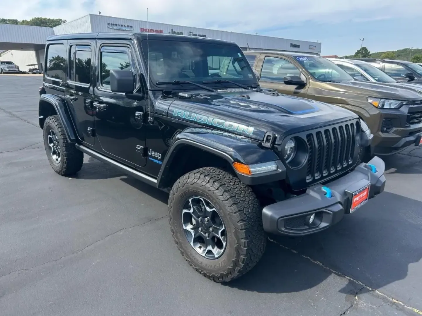 2022 Jeep Wrangler Unlimited Rubicon 4xe (1C4JJXR65NW) with an 2.0L Turbocharged engine, Automatic transmission, located at 970 Woodlawn Dr., Farmington, MO, 63640, (573) 431-7800, 37.825642, -90.468674 - ### Adventure Awaits with this 2022 Jeep Wrangler Unlimited Rubicon 4xe<br /> <br /> Are you ready to take your outdoor adventures to the next level? If you're looking for a vehicle that blends rugged capability with eco-friendly technology, the 2022 Jeep Wrangler Unlimited Rubicon 4xe is your perfe - Photo#1
