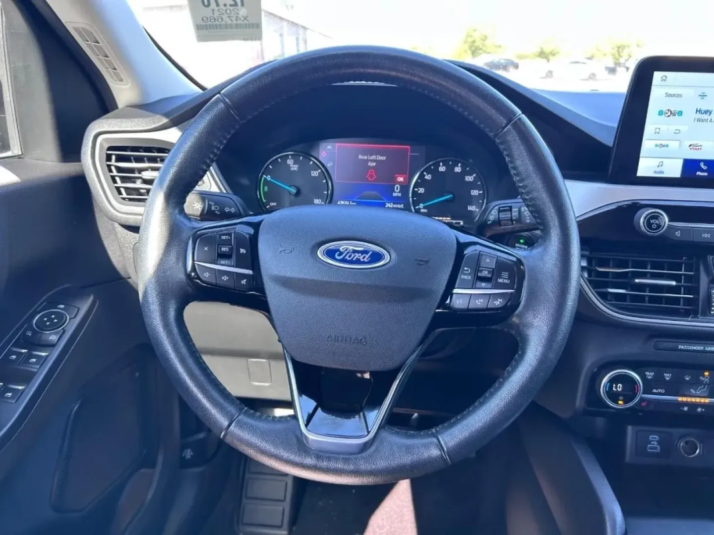 2021 /Ebony Leather Ford Escape SEL (1FMCU0CZ2MU) with an 2.5L iVCT Atkinson Cycle I-4 Hybrid engine, Automatic transmission, located at 970 Woodlawn Dr., Farmington, MO, 63640, (573) 431-7800, 37.825642, -90.468674 - **Discover Your Next Adventure with the 2021 Ford Escape SEL at Pettus CDJR Farmington!**<br /> <br /> Are you ready to elevate your driving experience? Whether you're navigating the hustle and bustle of daily commutes, planning weekend getaways, or carting the family around town, the 2021 Ford Esca - Photo#11