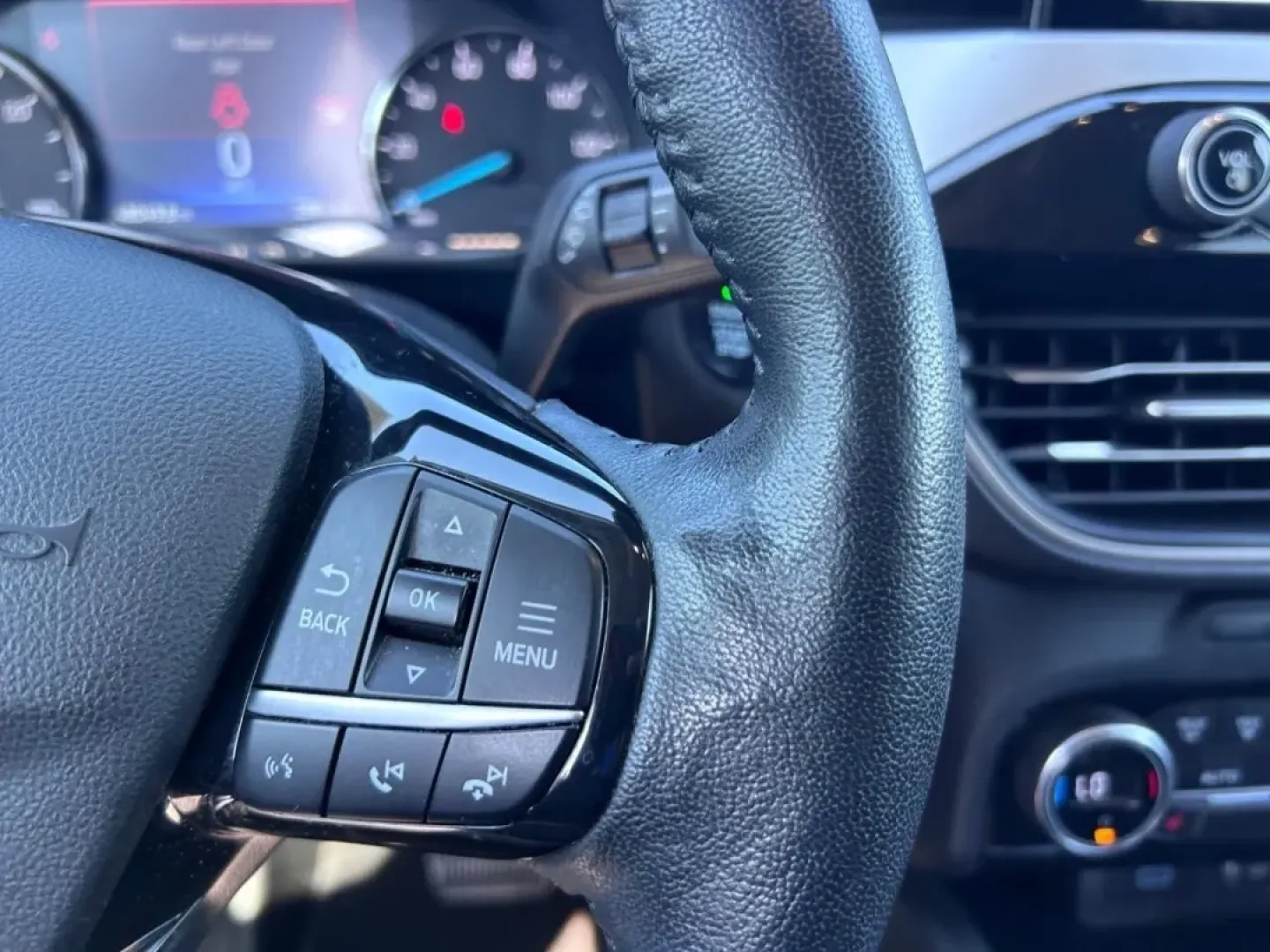 2021 /Ebony Leather Ford Escape SEL (1FMCU9CZ2MU) with an 2.5L iVCT Atkinson Cycle I-4 Hybrid engine, Automatic transmission, located at 970 Woodlawn Dr., Farmington, MO, 63640, (573) 431-7800, 37.825642, -90.468674 - **Experience Adventure with the 2021 Ford Escape SEL - Your Ideal Weekend Companion!**<br /> <br /> Are you ready to elevate your weekends and daily commutes? The 2021 Ford Escape SEL, available now at Pettus CDJR Farmington, is designed to enhance your lifestyle whether you're navigating the busy s - Photo#13
