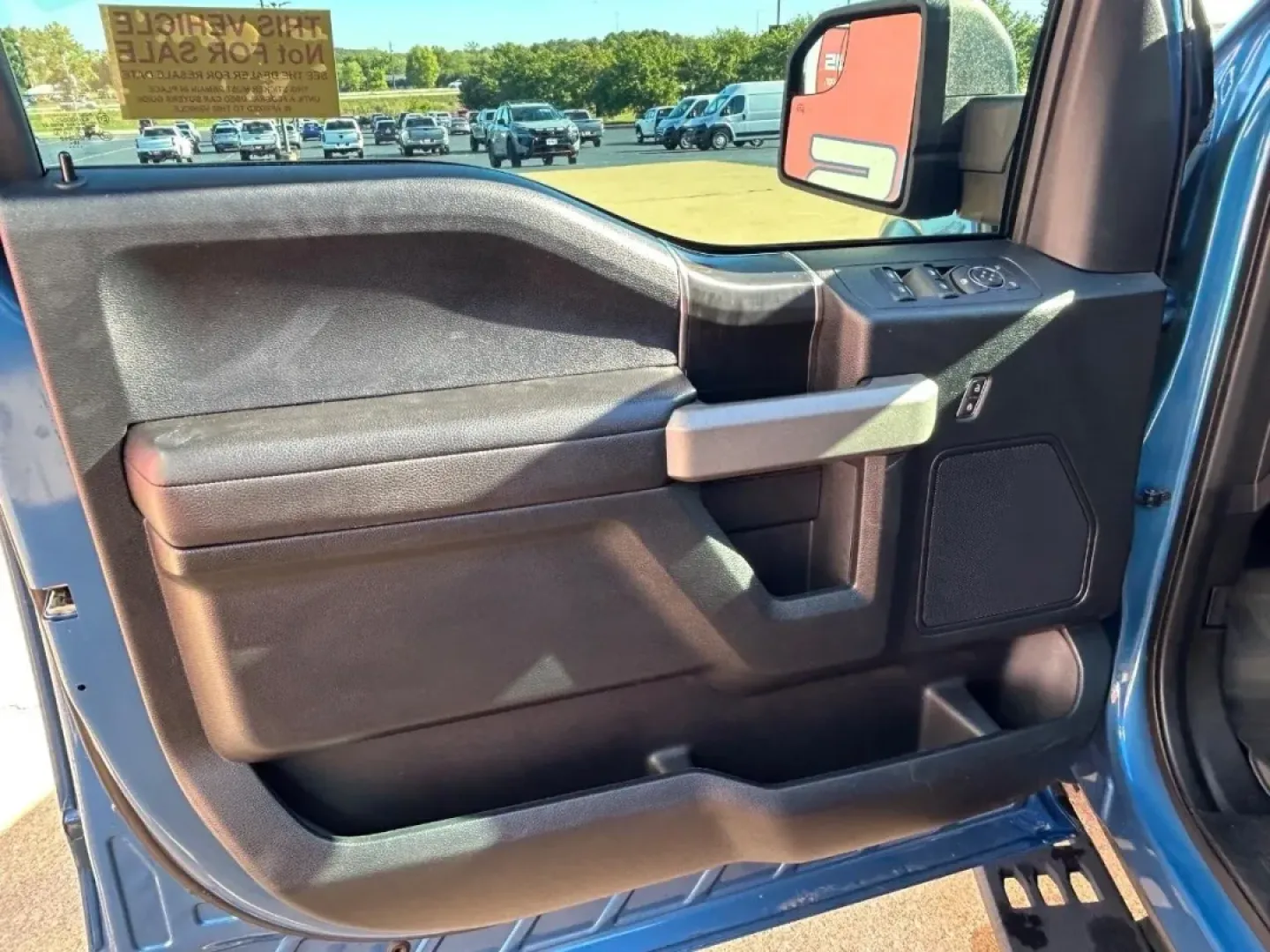 2019 /Black Leather Ford F-150 Raptor (1FTFW1RG1KF) with an 3.5L V6 EcoBoost High Output engine, Automatic transmission, located at 970 Woodlawn Dr., Farmington, MO, 63640, (573) 431-7800, 37.825642, -90.468674 - Are you ready to elevate your adventures on and off the road? Look no further than this stunning 2019 Ford F-150 Raptor, the ultimate truck designed for those who crave excitement and functionality. Perfect for weekend getaways, off-road escapades, or simply tackling your daily commute with style, t - Photo#10