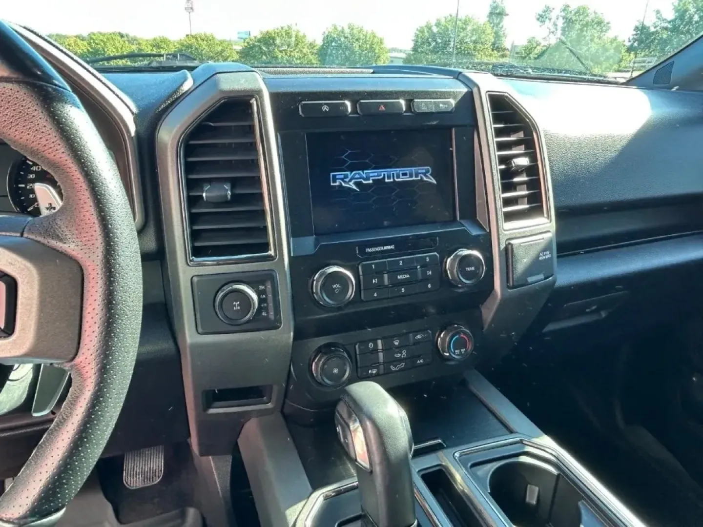 2019 /Black Leather Ford F-150 Raptor (1FTFW1RG1KF) with an 3.5L V6 EcoBoost High Output engine, Automatic transmission, located at 970 Woodlawn Dr., Farmington, MO, 63640, (573) 431-7800, 37.825642, -90.468674 - Are you ready to elevate your adventures on and off the road? Look no further than this stunning 2019 Ford F-150 Raptor, the ultimate truck designed for those who crave excitement and functionality. Perfect for weekend getaways, off-road escapades, or simply tackling your daily commute with style, t - Photo#13