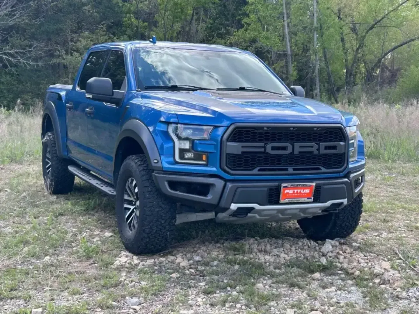 2019 /Black Leather Ford F-150 Raptor (1FTFW1RG1KF) with an 3.5L V6 EcoBoost High Output engine, Automatic transmission, located at 970 Woodlawn Dr., Farmington, MO, 63640, (573) 431-7800, 37.825642, -90.468674 - Are you ready to elevate your adventures on and off the road? Look no further than this stunning 2019 Ford F-150 Raptor, the ultimate truck designed for those who crave excitement and functionality. Perfect for weekend getaways, off-road escapades, or simply tackling your daily commute with style, t - Photo#21