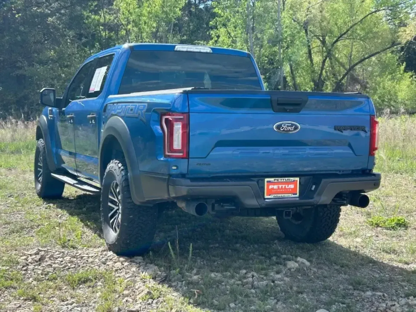 2019 /Black Leather Ford F-150 Raptor (1FTFW1RG1KF) with an 3.5L V6 EcoBoost High Output engine, Automatic transmission, located at 970 Woodlawn Dr., Farmington, MO, 63640, (573) 431-7800, 37.825642, -90.468674 - Are you ready to elevate your adventures on and off the road? Look no further than this stunning 2019 Ford F-150 Raptor, the ultimate truck designed for those who crave excitement and functionality. Perfect for weekend getaways, off-road escapades, or simply tackling your daily commute with style, t - Photo#25