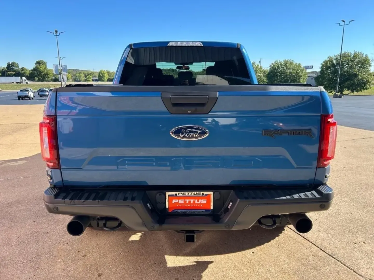 2019 /Black Leather Ford F-150 Raptor (1FTFW1RG1KF) with an 3.5L V6 EcoBoost High Output engine, Automatic transmission, located at 970 Woodlawn Dr., Farmington, MO, 63640, (573) 431-7800, 37.825642, -90.468674 - Are you ready to elevate your adventures on and off the road? Look no further than this stunning 2019 Ford F-150 Raptor, the ultimate truck designed for those who crave excitement and functionality. Perfect for weekend getaways, off-road escapades, or simply tackling your daily commute with style, t - Photo#5