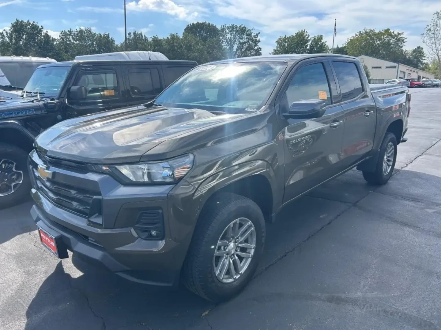 2024 Chevrolet Colorado LT (1GCPTCEK8R1) with an 2.7L Engine-Turbocharged engine, located at 970 Woodlawn Dr., Farmington, MO, 63640, (573) 431-7800, 37.825642, -90.468674 - USED 2024 Chevrolet Colorado LT from Pettus CDJR Farmington, Farmington MO. - Photo#0