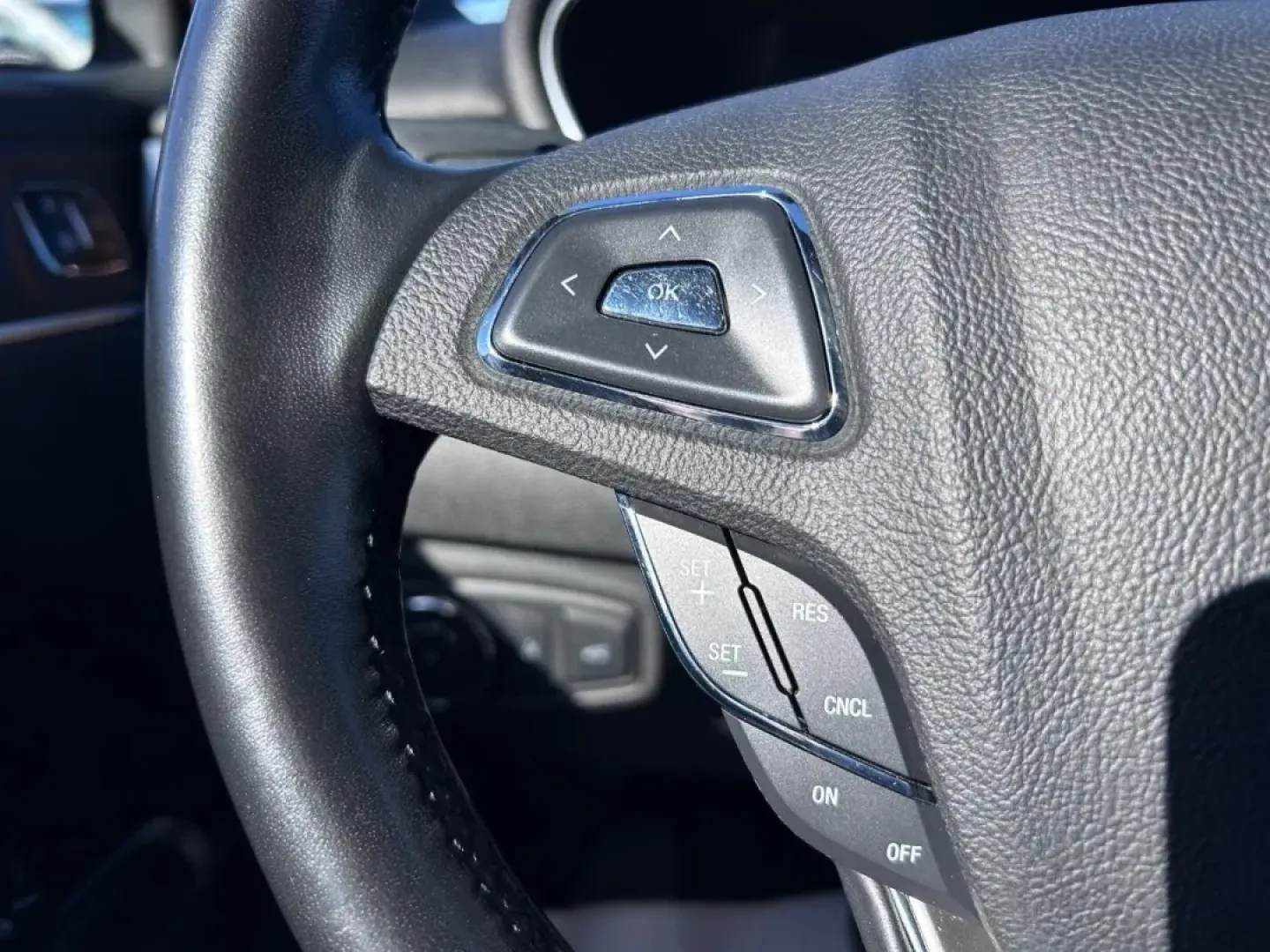 2019 /Ebony Leather Lincoln MKC Select (5LMCJ2D95KU) with an Turbocharged 2.0L I-4 engine, Automatic transmission, located at 970 Woodlawn Dr., Farmington, MO, 63640, (573) 431-7800, 37.825642, -90.468674 - Elevate your driving experience with the 2019 Lincoln MKC Select, an SUV designed for those who value luxury, comfort, and practicality. Perfect for weekend getaways or daily commutes, this vehicle effortlessly blends style with performance, making it an excellent choice for anyone seeking a reliabl - Photo#12