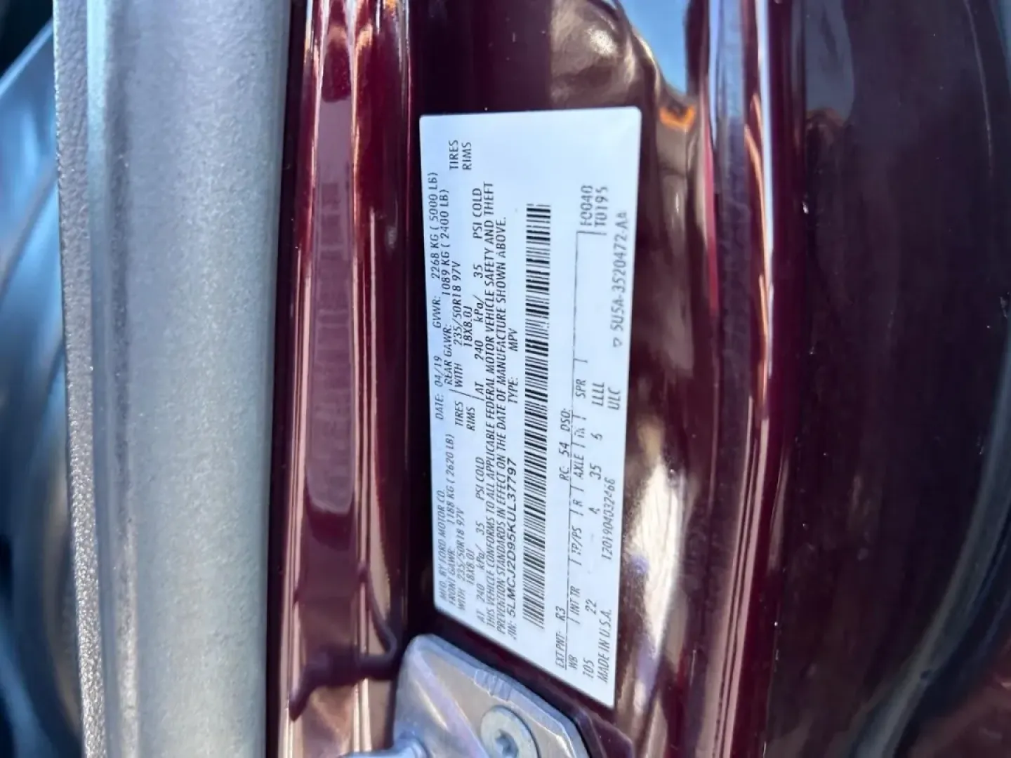 2019 /Ebony Leather Lincoln MKC Select (5LMCJ2D95KU) with an Turbocharged 2.0L I-4 engine, Automatic transmission, located at 970 Woodlawn Dr., Farmington, MO, 63640, (573) 431-7800, 37.825642, -90.468674 - Elevate your driving experience with the 2019 Lincoln MKC Select, an SUV designed for those who value luxury, comfort, and practicality. Perfect for weekend getaways or daily commutes, this vehicle effortlessly blends style with performance, making it an excellent choice for anyone seeking a reliabl - Photo#23