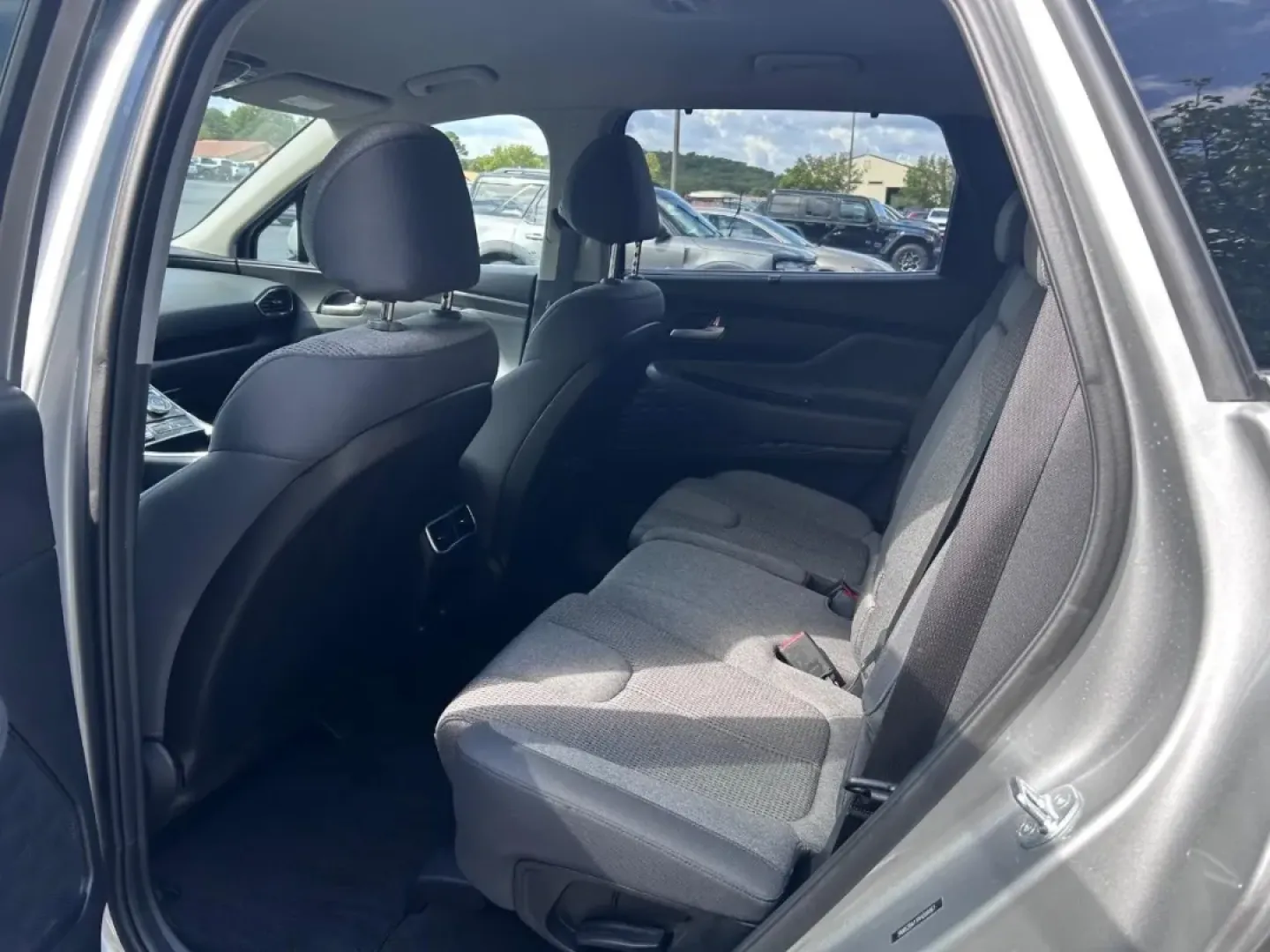 2023 /Gray Cloth Hyundai Santa Fe Blue (5NMS2DA11PH) with an 1.6L Turbo GDI DOHC 16-Valve I4 engine, Automatic transmission, located at 970 Woodlawn Dr., Farmington, MO, 63640, (573) 431-7800, 37.825642, -90.468674 - Are you ready to elevate your family adventures and weekend getaways? The 2023 Hyundai Santa Fe is here to transform your driving experience into something special. This spacious and versatile SUV is perfect for growing families, outdoor enthusiasts, and anyone looking for a reliable vehicle that ex - Photo#9