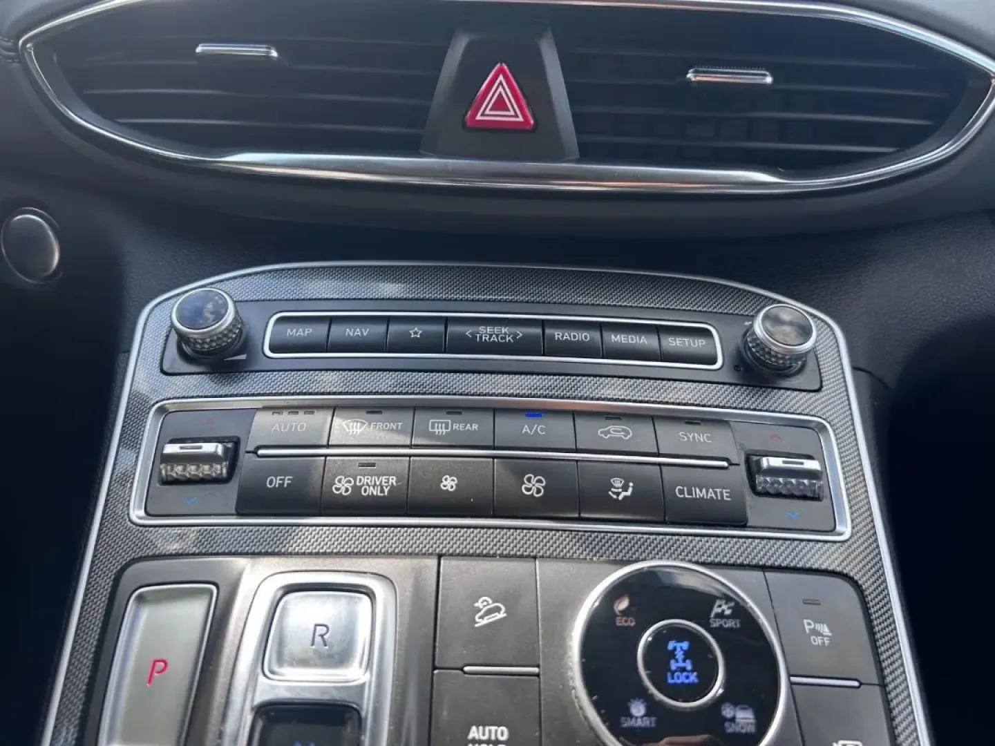 2023 /Gray Cloth Hyundai Santa Fe Blue (5NMS2DA11PH) with an 1.6L Turbo GDI DOHC 16-Valve I4 engine, Automatic transmission, located at 970 Woodlawn Dr., Farmington, MO, 63640, (573) 431-7800, 37.825642, -90.468674 - Are you ready to elevate your family adventures and weekend getaways? The 2023 Hyundai Santa Fe is here to transform your driving experience into something special. This spacious and versatile SUV is perfect for growing families, outdoor enthusiasts, and anyone looking for a reliable vehicle that ex - Photo#15