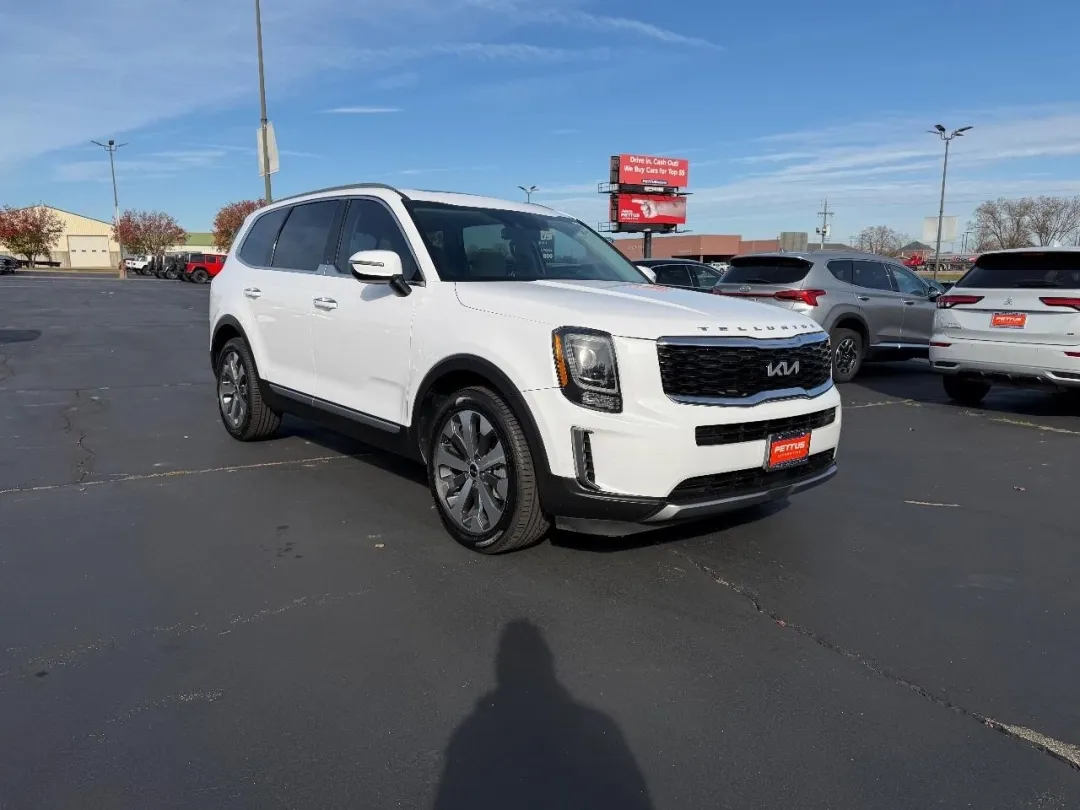 photo of 2022 Kia Telluride S