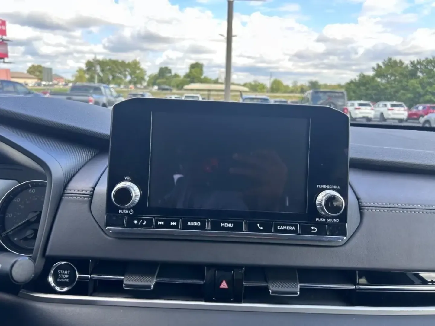 2024 /Black Cloth Mitsubishi Outlander ES (JA4J4UA83RZ) with an 2.5L DOHC 4-Cylinder Direct Injection engine, Automatic transmission, located at 970 Woodlawn Dr., Farmington, MO, 63640, (573) 431-7800, 37.825642, -90.468674 - Are you ready to elevate your weekend adventures or transform your daily commute? The 2024 Mitsubishi Outlander ES is the perfect blend of versatility, comfort, and performance that suits both the budget-conscious buyer and the growing family. At Pettus CDJR Farmington, located at 970 Woodlawn Drive - Photo#12