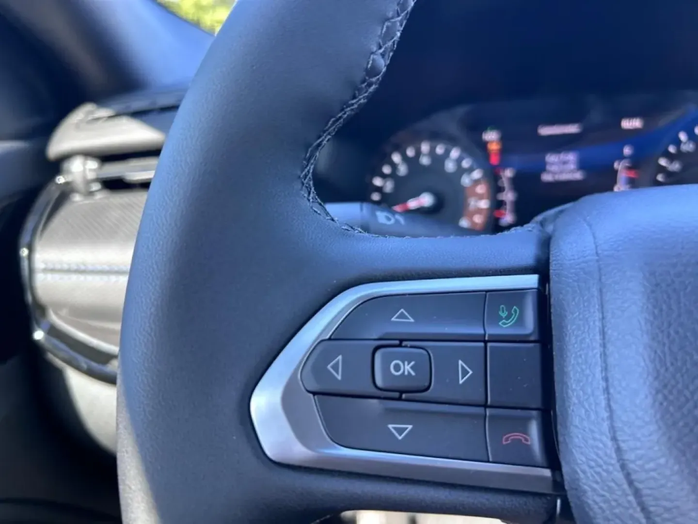 2026 /Black Leather Trimmed Jeep Compass Latitude (3C4NJDBN5TT) with an 2.0L engine, located at 970 Woodlawn Dr., Farmington, MO, 63640, (573) 431-7800, 37.825642, -90.468674 - **Adventure Awaits with the 2026 Jeep Compass Latitude Your Ideal SUV for Every Journey!**<br /> <br /> Are you ready to elevate your driving experience? Whether you're navigating the bustling streets of Farmington or embarking on a weekend getaway to the beautiful Ozark National Scenic Riverways, - Photo#12