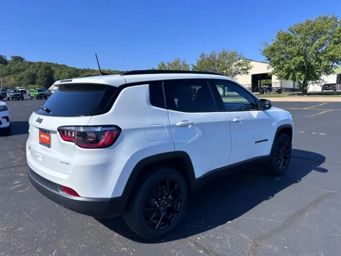 2026 /Black Leather Trimmed Jeep Compass Latitude (3C4NJDBN5TT) with an 2.0L engine, located at 970 Woodlawn Dr., Farmington, MO, 63640, (573) 431-7800, 37.825642, -90.468674 - **Adventure Awaits with the 2026 Jeep Compass Latitude Your Ideal SUV for Every Journey!**<br /> <br /> Are you ready to elevate your driving experience? Whether you're navigating the bustling streets of Farmington or embarking on a weekend getaway to the beautiful Ozark National Scenic Riverways, - Photo#2