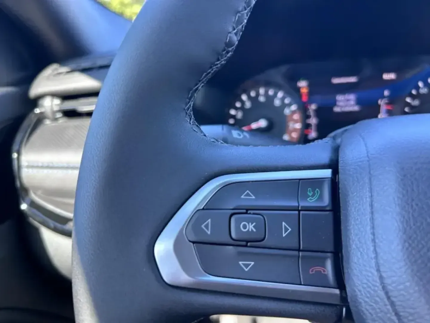 2026 /Black Leather Trimmed Jeep Compass Latitude (3C4NJDBN5TT) with an 2.0L engine, 8-speed automatic transmission, located at 970 Woodlawn Dr., Farmington, MO, 63640, (573) 431-7800, 37.825642, -90.468674 - **Adventure Awaits with the 2026 Jeep Compass Latitude Your Ideal SUV for Every Journey!**<br /> <br /> Are you ready to elevate your driving experience? Whether you're navigating the bustling streets of Farmington or embarking on a weekend getaway to the beautiful Ozark National Scenic Riverways, - Photo#12