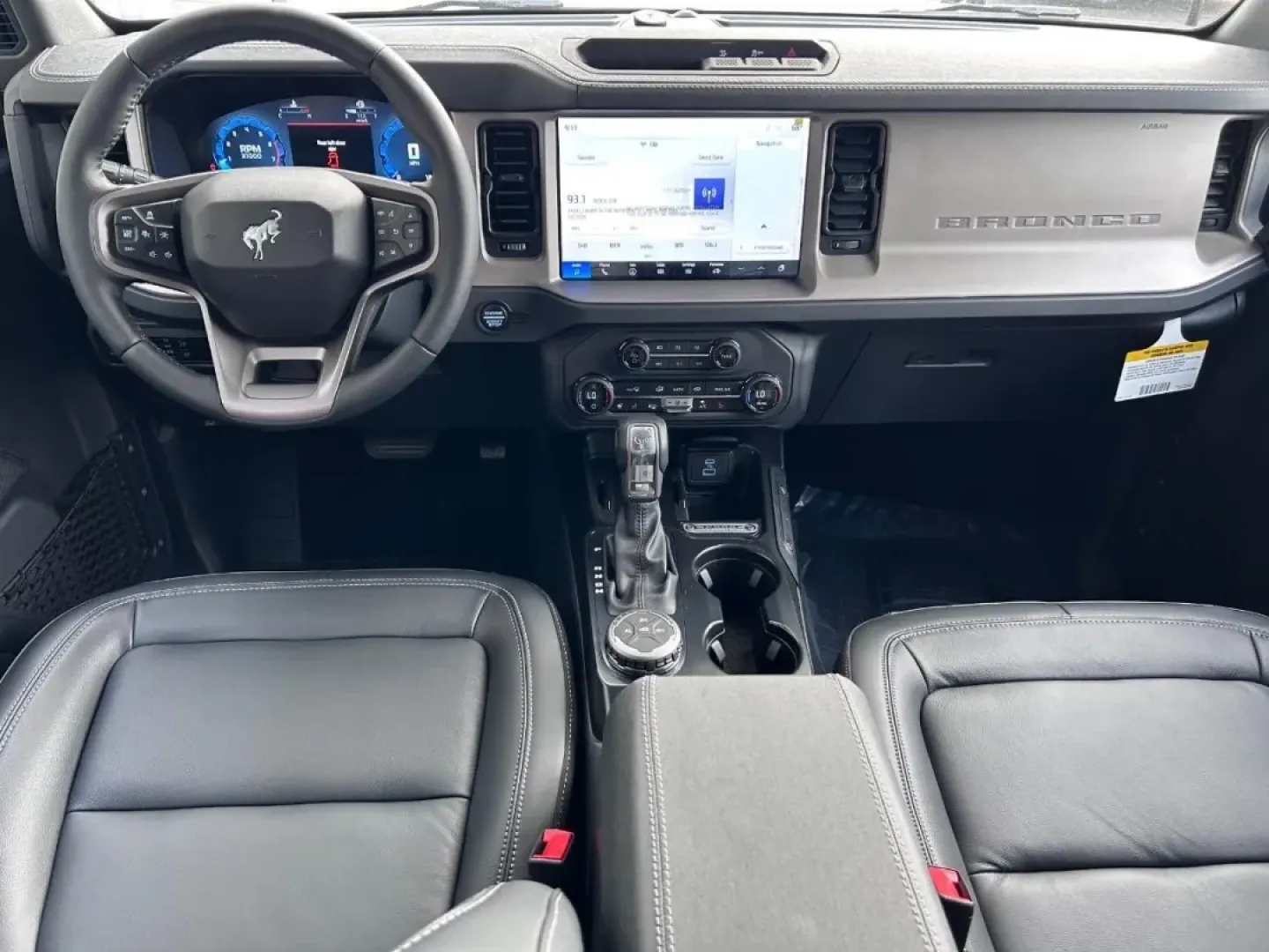 2025 /Black Onyx Leather Ford Bronco Outer Banks (1FMEE8BP4SL) with an 2.7L V6 engine, Automatic transmission, located at 141 Commercial Dr, Fredericktown, MO, 63645, (573) 783-6432, 37.570087, -90.320648 - Are you ready to embark on your next adventure? Imagine cruising through the scenic landscapes of Fredericktown, MO, in a vehicle designed for both comfort and rugged exploration. The 2025 Ford Bronco Outer Banks is not just an SUV; it's your perfect companion for weekend getaways, off-road escapade - Photo#9