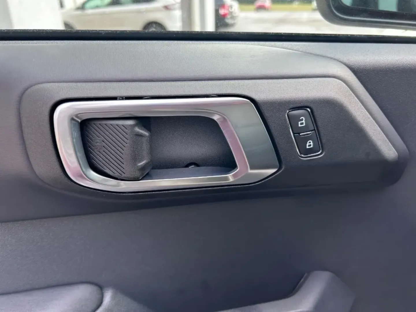 2025 /Black Onyx Leather Ford Bronco Outer Banks (1FMEE8BP4SL) with an 2.7L V6 engine, Automatic transmission, located at 141 Commercial Dr, Fredericktown, MO, 63645, (573) 783-6432, 37.570087, -90.320648 - Are you ready to embark on your next adventure? Imagine cruising through the scenic landscapes of Fredericktown, MO, in a vehicle designed for both comfort and rugged exploration. The 2025 Ford Bronco Outer Banks is not just an SUV; it's your perfect companion for weekend getaways, off-road escapade - Photo#17