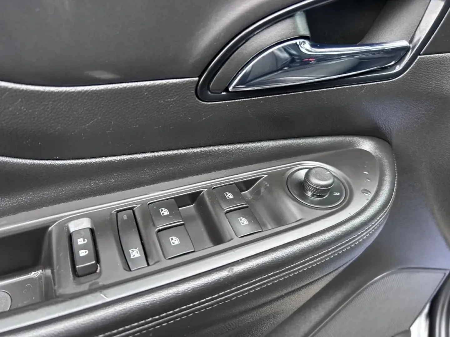 2019 /Ebony Leather Trimmed Buick Encore Preferred (KL4CJASB2KB) with an ECOTEC Turbo 1.4L Variable Valve Timing DOHC 4-cylinder engine, Automatic transmission, located at 970 Woodlawn Dr., Farmington, MO, 63640, (573) 431-7800, 37.825642, -90.468674 - **Explore the Open Road with the 2019 Buick Encore Perfect for Your Next Adventure!**<br /> <br /> Are you ready to elevate your lifestyle with a vehicle that balances style, efficiency, and versatility? The 2019 Buick Encore is your ideal companion for weekend getaways or daily commutes, providing - Photo#17