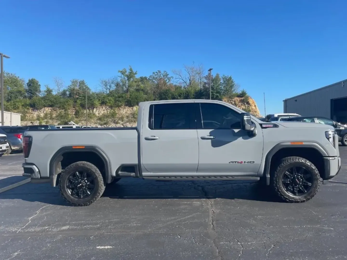 2024 /Jet Black With Kalahari Accents GMC Sierra 2500HD AT4 (1GT19PEY1RF) with an Other engine, located at 12836 Highway 21, De Soto, MO, 63020, (636) 337-7777, 38.151867, -90.575615 - ### Discover Your Next Adventure with the 2024 GMC Sierra K25 at Pettus Ford De Soto!<br /> <br /> Are you ready to elevate your lifestyle with a vehicle that combines rugged capability and refined comfort? Look no further than the 2024 GMC Sierra K25, available now at Pettus Ford De Soto! With its - Photo#1