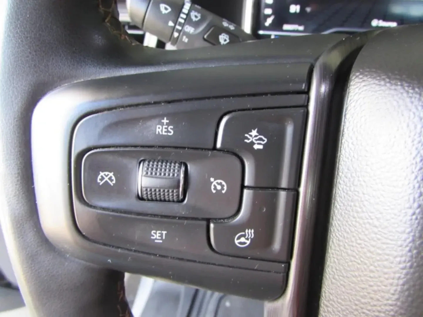 2024 /Jet Black With Kalahari Accents GMC Sierra 2500HD AT4 (1GT19PEY1RF) with an Other engine, located at 12836 Highway 21, De Soto, MO, 63020, (636) 337-7777, 38.151867, -90.575615 - ### Discover Your Next Adventure with the 2024 GMC Sierra K25 at Pettus Ford De Soto!<br /> <br /> Are you ready to elevate your lifestyle with a vehicle that combines rugged capability and refined comfort? Look no further than the 2024 GMC Sierra K25, available now at Pettus Ford De Soto! With its - Photo#20
