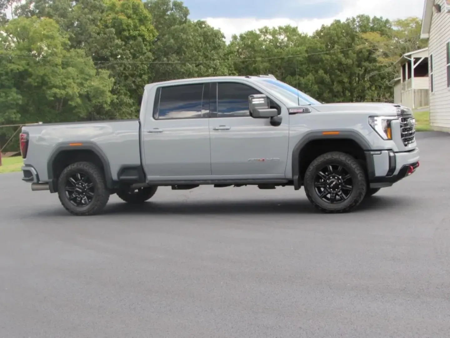 2024 /Jet Black With Kalahari Accents GMC Sierra 2500HD AT4 (1GT19PEY1RF) with an Other engine, located at 12836 Highway 21, De Soto, MO, 63020, (636) 337-7777, 38.151867, -90.575615 - ### Discover Your Next Adventure with the 2024 GMC Sierra K25 at Pettus Ford De Soto!<br /> <br /> Are you ready to elevate your lifestyle with a vehicle that combines rugged capability and refined comfort? Look no further than the 2024 GMC Sierra K25, available now at Pettus Ford De Soto! With its - Photo#7