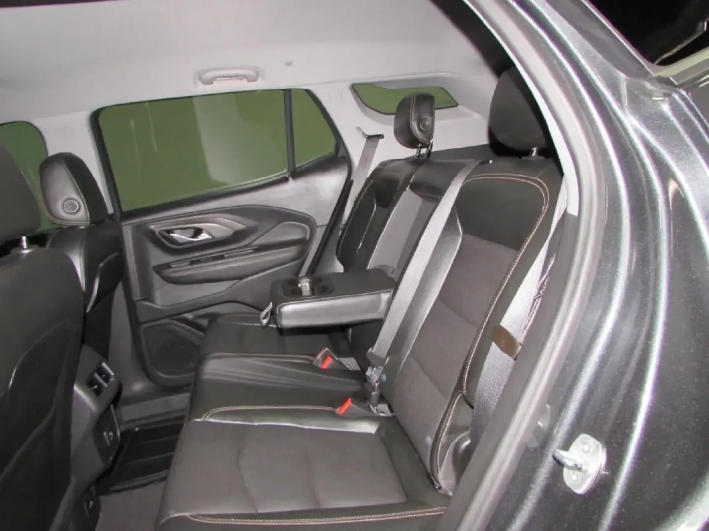 2020 /Jet Black GMC Terrain SLT (3GKALVEX9LL) with an Other engine, located at 12836 Highway 21, De Soto, MO, 63020, (636) 337-7777, 38.151867, -90.575615 - **Experience the Perfect Blend of Comfort and Adventure with the 2020 GMC Terrain SLT - Now Available at Pettus Ford De Soto!**<br /> <br /> Are you searching for a vehicle that effortlessly combines style, performance, and practicality? Look no further than this 2020 GMC Terrain SLT, designed for t - Photo#23