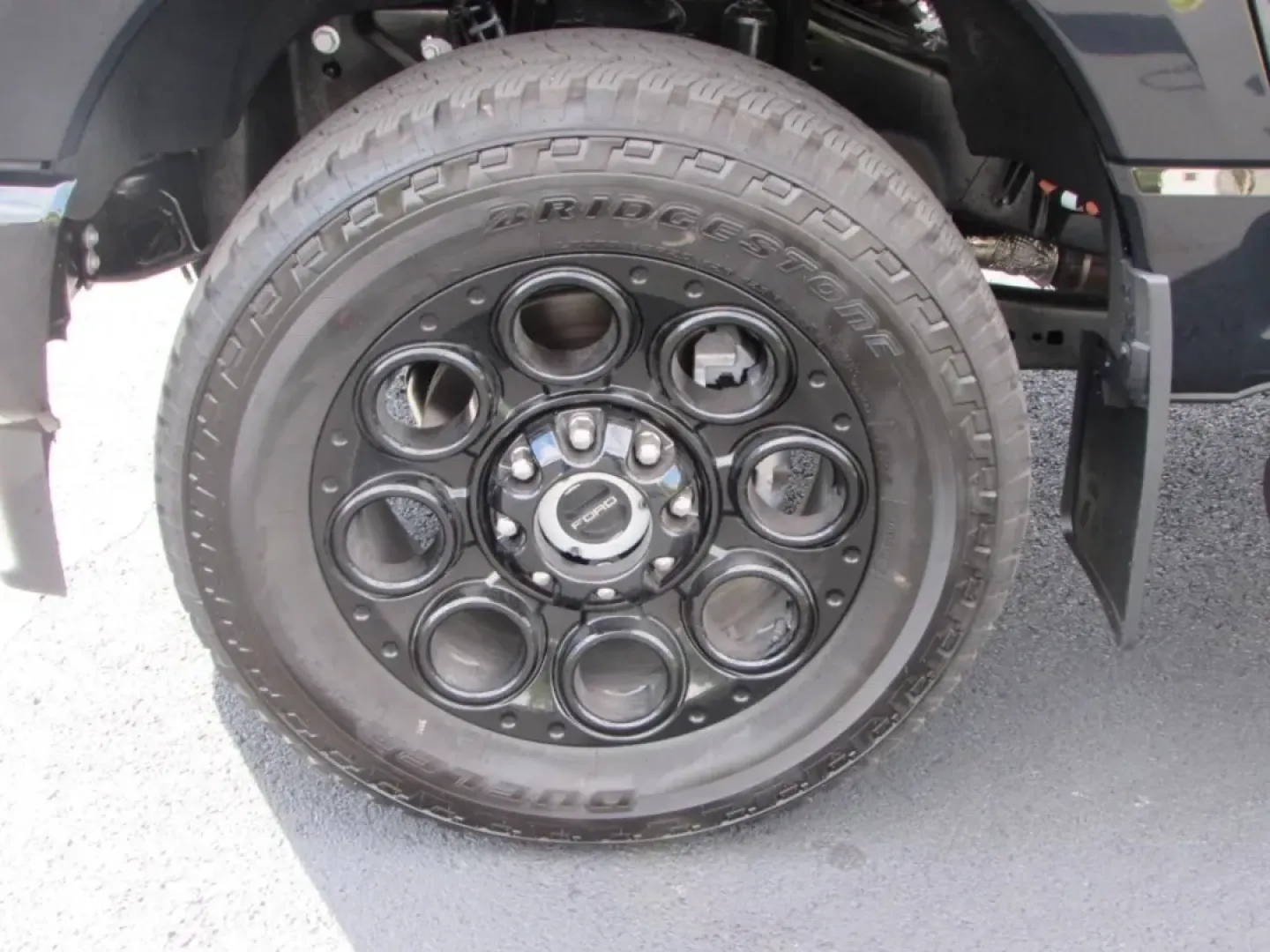 2025 /Medium Dark Slate Ford F-250SD XLT (1FT8W2BNXSE) with an 7.3L engine, located at 12836 Highway 21, De Soto, MO, 63020, (636) 337-7777, 38.151867, -90.575615 - **Conquer the Road with the 2025 Ford Super Duty F-250 SRW: Your Ultimate Trucking Companion!**<br /> <br /> Are you looking for a powerhouse truck that can handle everything from weekend adventures to daily commutes? Look no further than the 2025 Ford Super Duty F-250 SRW, available now at Pettus F - Photo#9