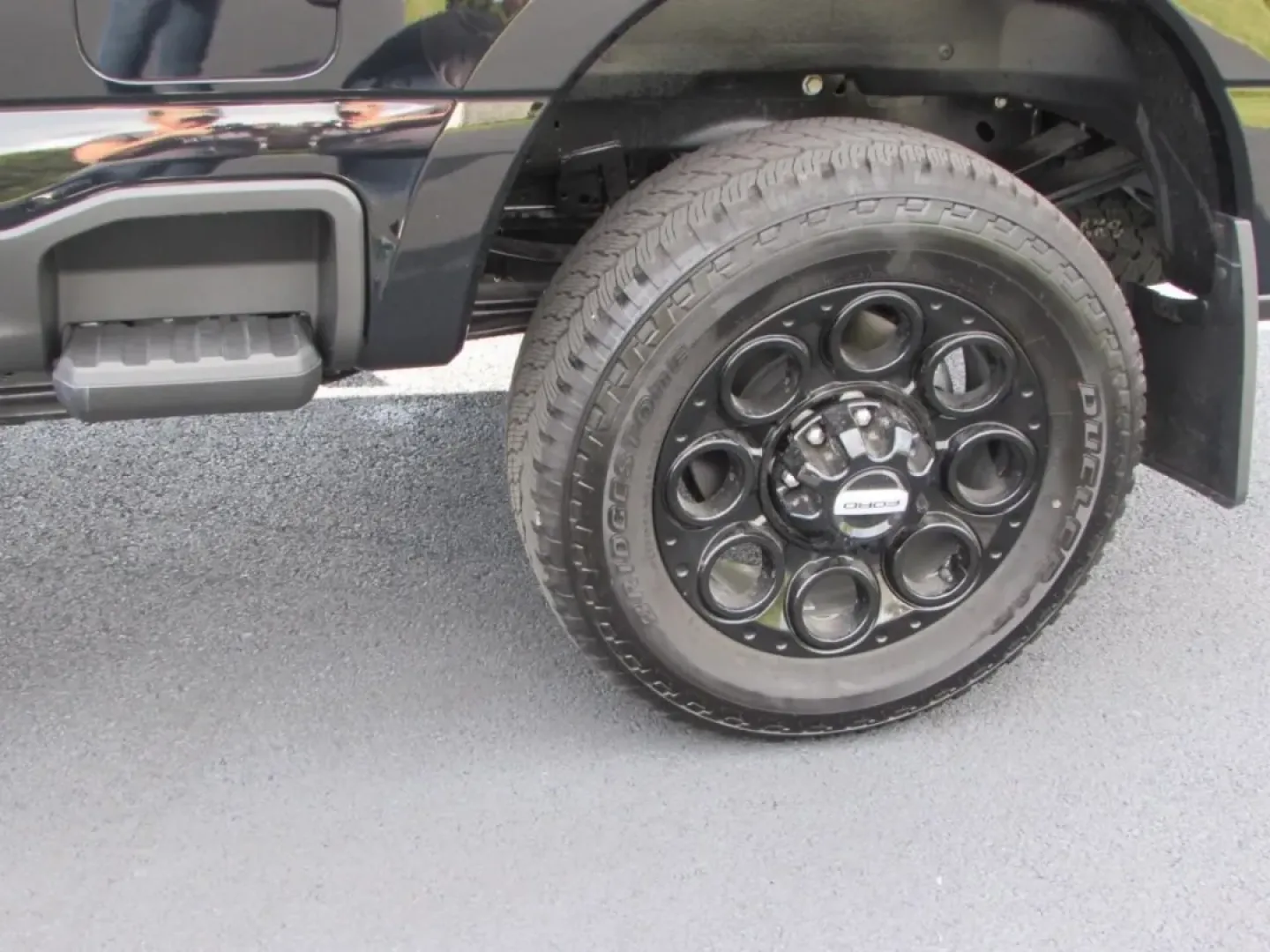 2025 /Medium Dark Slate Ford F-250SD XLT (1FT8W2BNXSE) with an 7.3L engine, located at 12836 Highway 21, De Soto, MO, 63020, (636) 337-7777, 38.151867, -90.575615 - **Conquer the Road with the 2025 Ford Super Duty F-250 SRW: Your Ultimate Trucking Companion!**<br /> <br /> Are you looking for a powerhouse truck that can handle everything from weekend adventures to daily commutes? Look no further than the 2025 Ford Super Duty F-250 SRW, available now at Pettus F - Photo#10